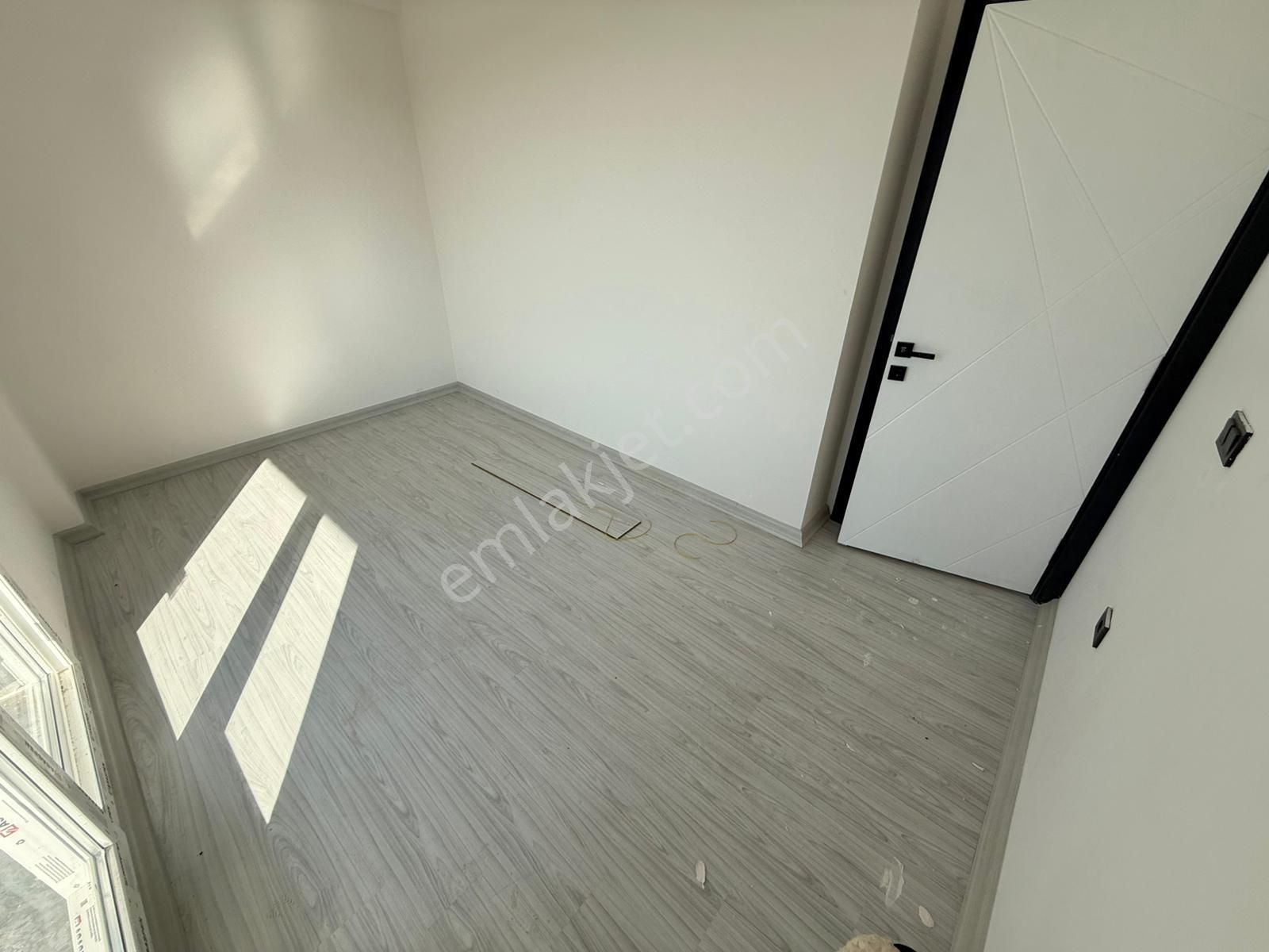 Yüksel'den Badem Alanında Yerden Isıtmalı 1+1 Sıfır Arakat Daire - Görsel 13