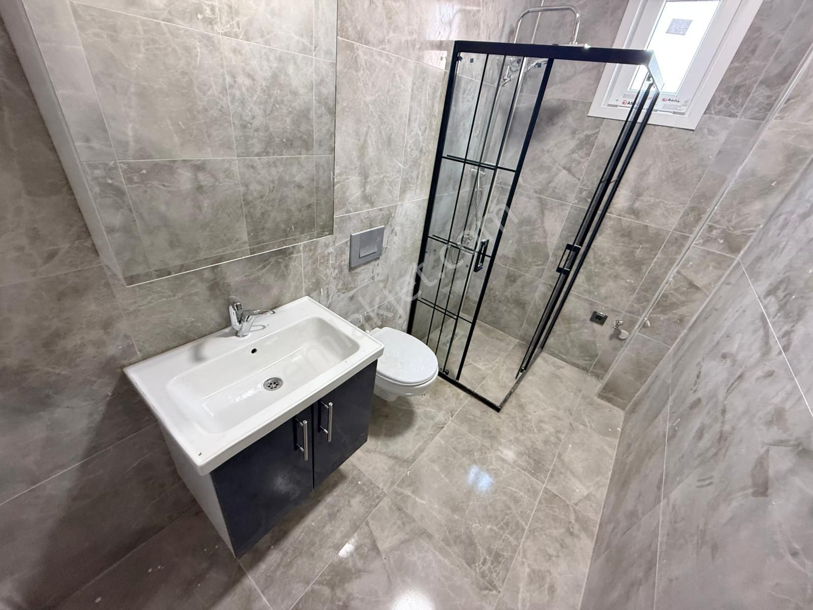 Yüksel'den Badem Alanında Yerden Isıtmalı 1+1 Sıfır Arakat Daire - Görsel 14