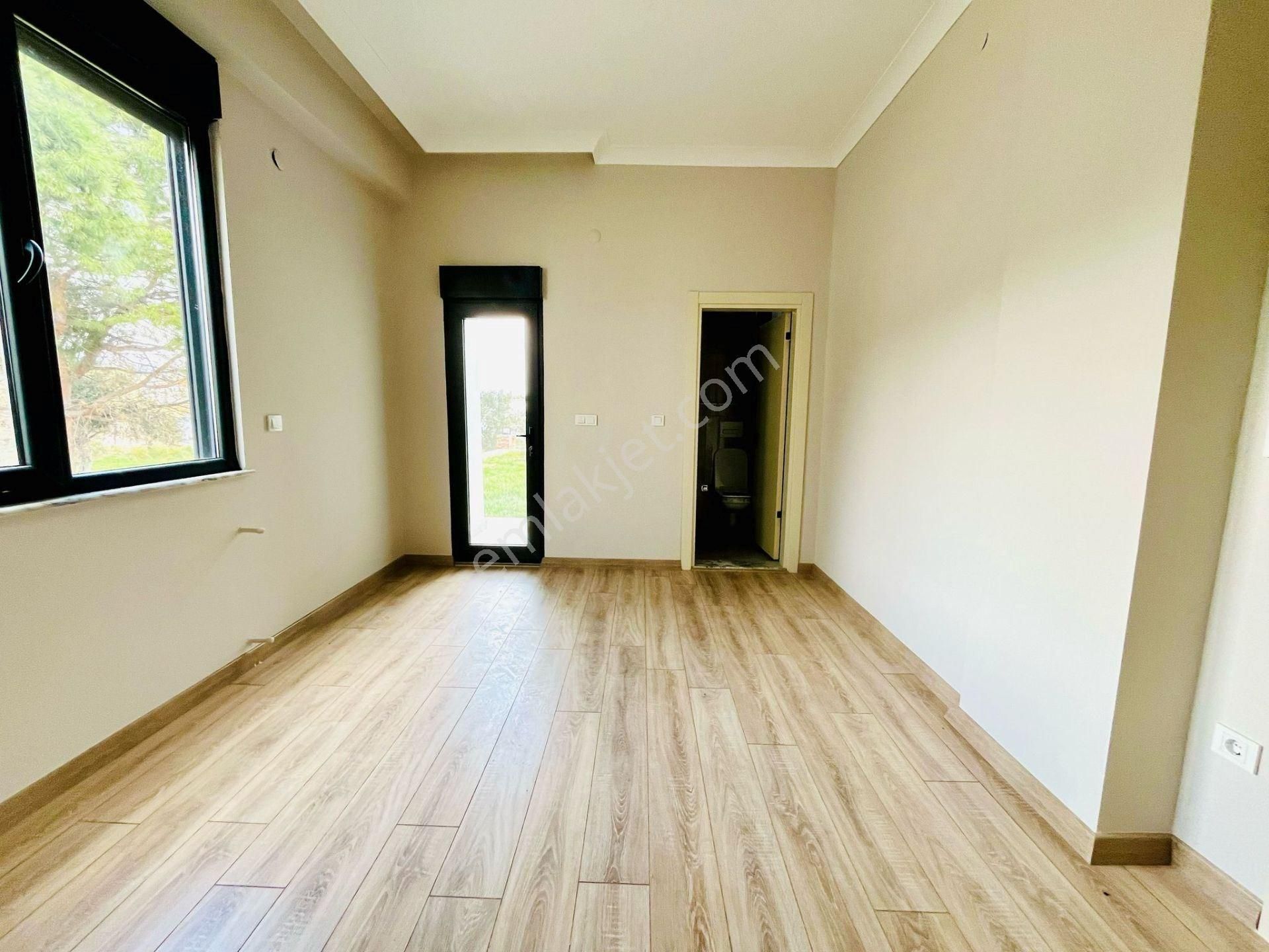 Yükselden Gürede Emsalsiz Bahçe M2'si İle Satılık Lüks 2+1 Daire - Görsel 16