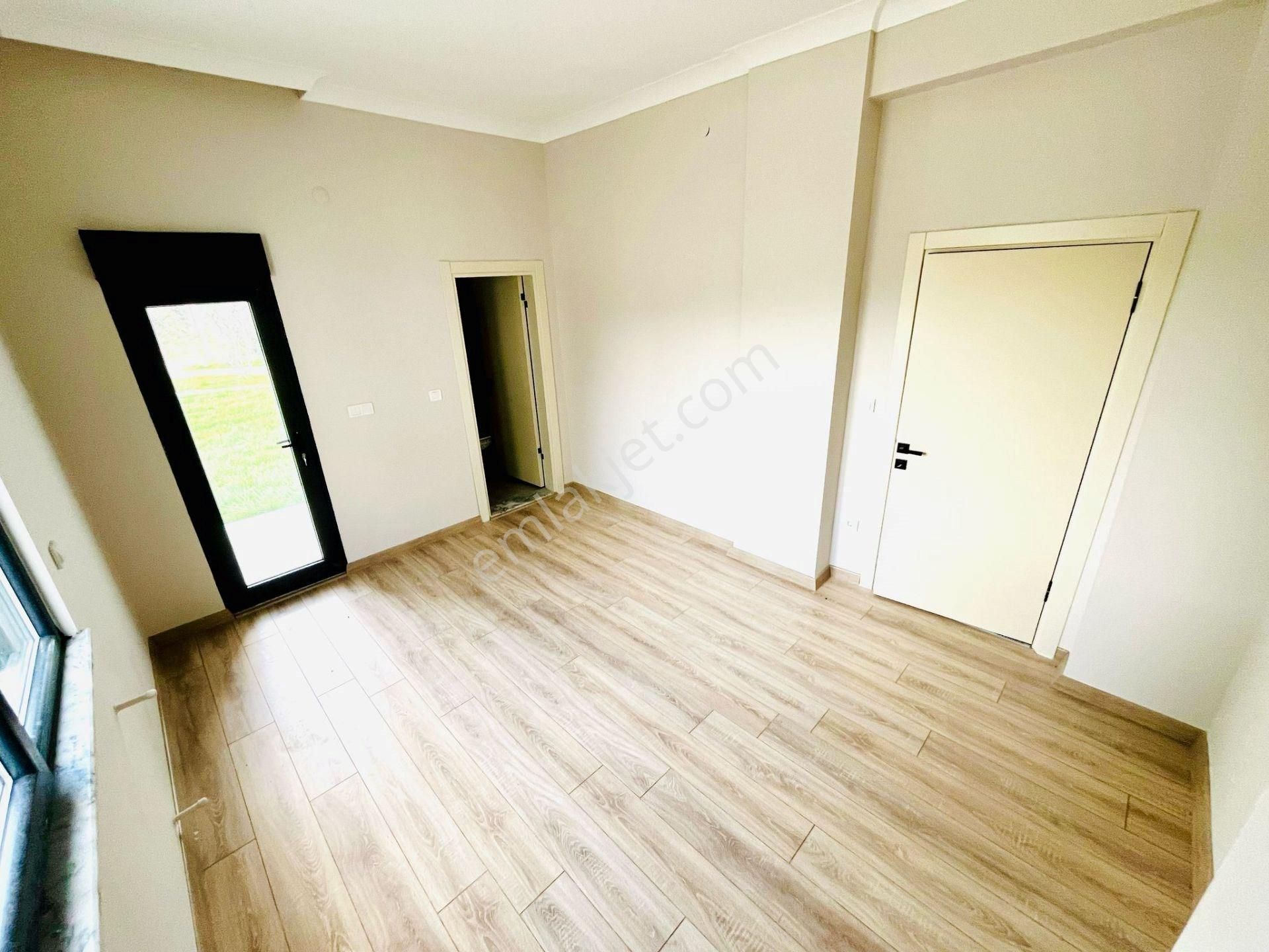 Yükselden Gürede Emsalsiz Bahçe M2'si İle Satılık Lüks 2+1 Daire - Görsel 14