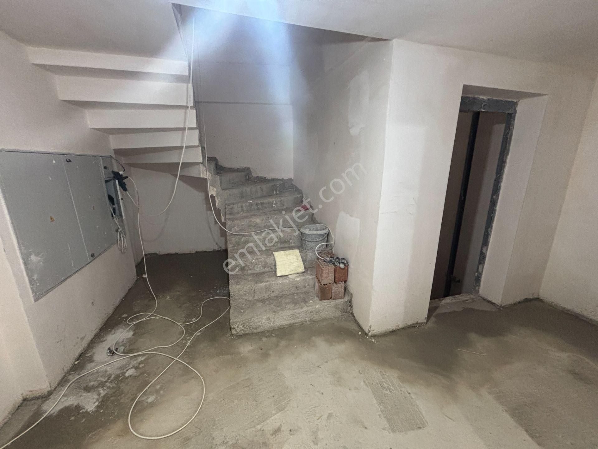 İzmir Seferihisar Hıdırlık’da Güzel Konumda 1+1 Ara Kat Daire - Görsel 5