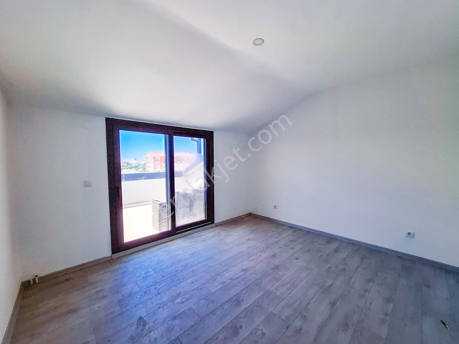 Şehir Merkezinde Havuzlu Güvenlikli Site İçinde Dubleks - Görsel 14