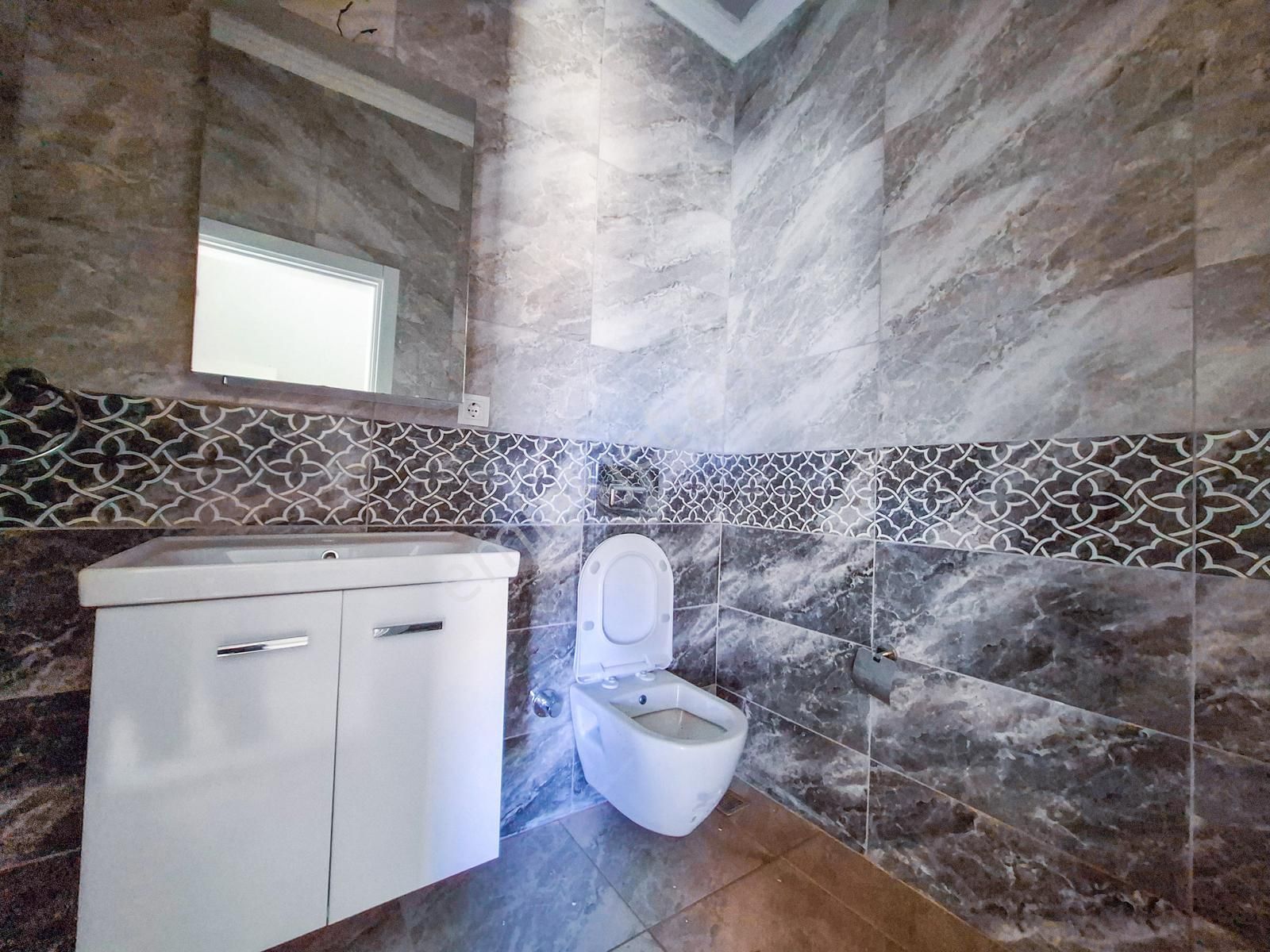 Şehir Merkezinde Havuzlu Güvenlikli Site İçinde Dubleks - Görsel 21