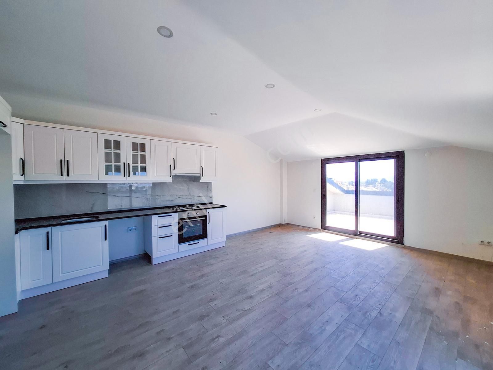 Şehir Merkezinde Havuzlu Güvenlikli Site İçinde Dubleks - Görsel 24