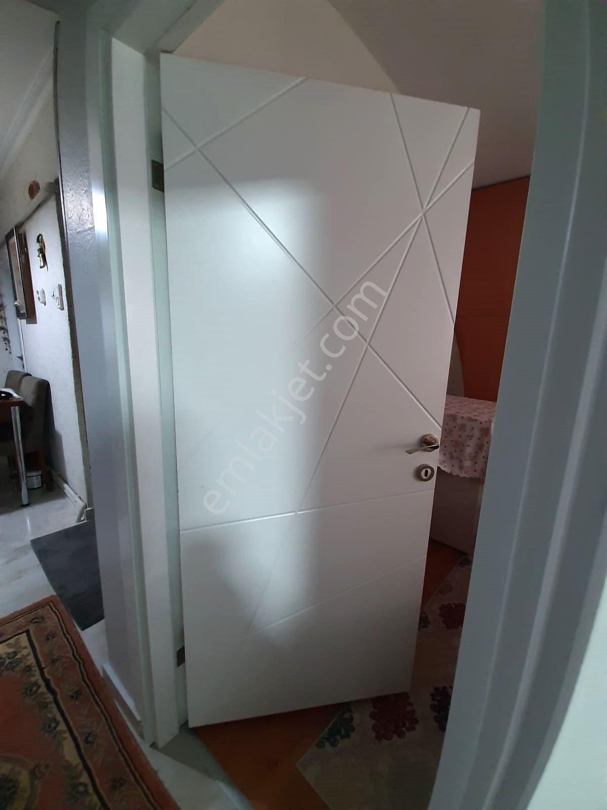 Recep Ümit'ten Mamure Mahallesi Kırım Caddesi Üzerinde Satılık Asansörlü Arakat 3+1 Fırsat Daire - Görsel 9