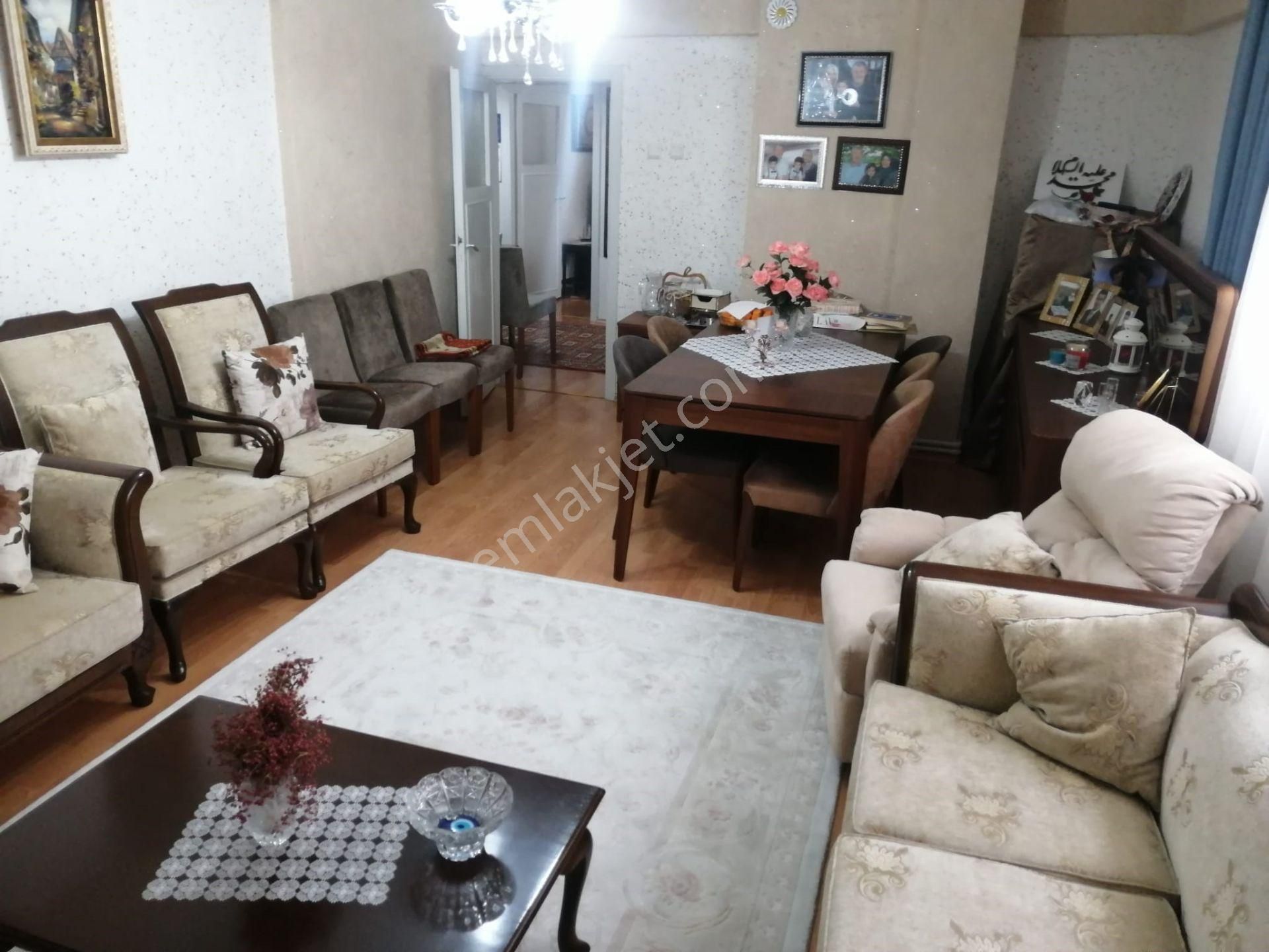 Recep Ümit'ten Mamure Mahallesi Kırım Caddesi Üzerinde Satılık Asansörlü Arakat 3+1 Fırsat Daire - Görsel 2