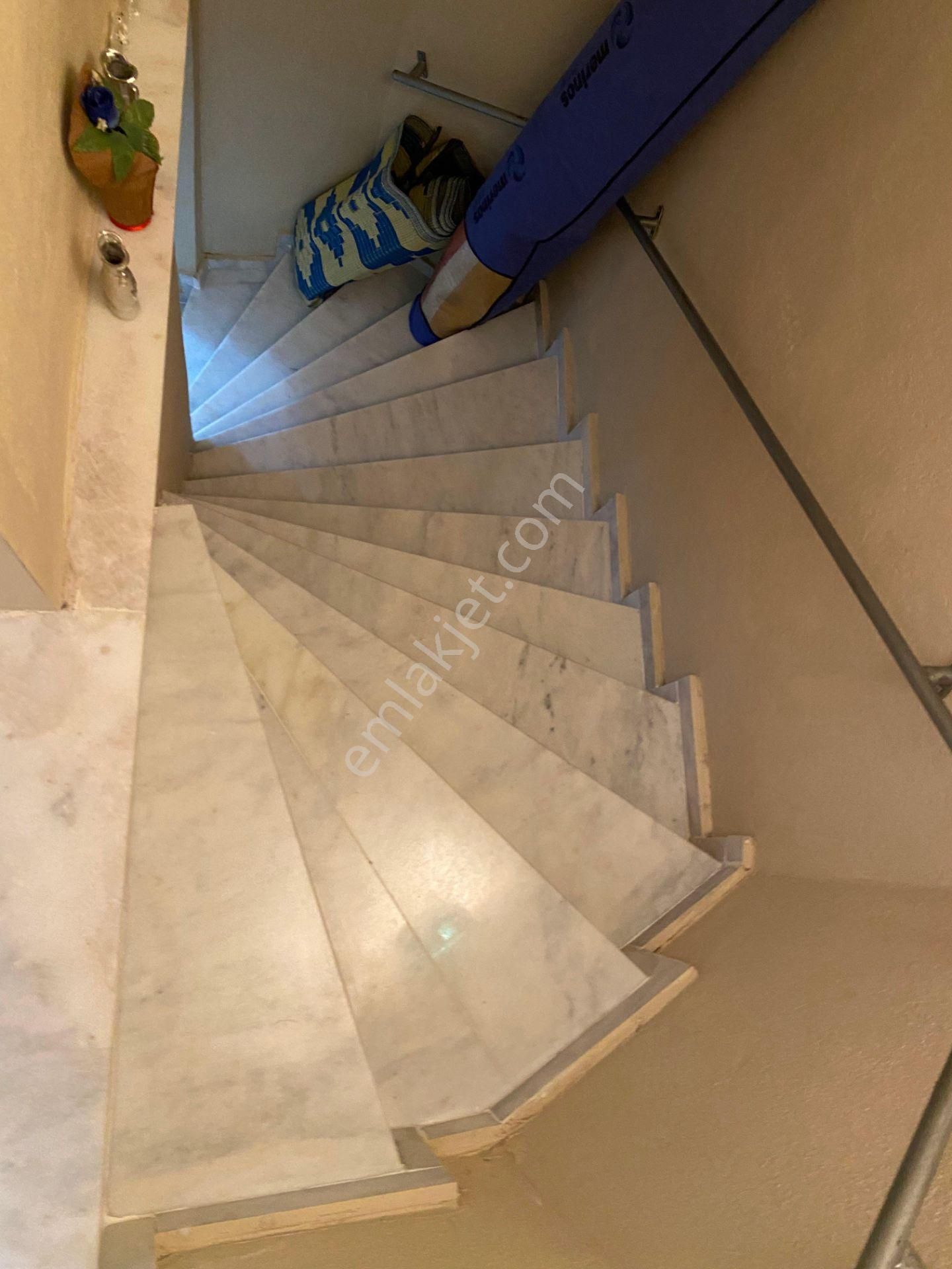Didim Akbükte Denize 300 Metre Müstakil Bahceli 3+1 Villa - Görsel 19