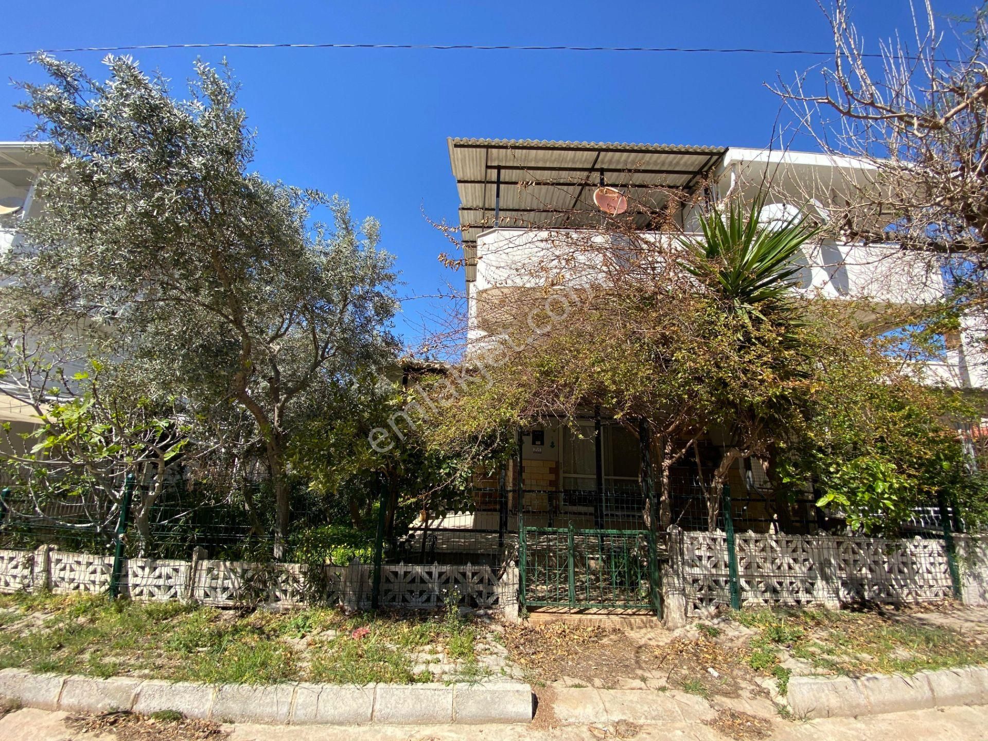 Didim Akbükte Denize 300 Metre Müstakil Bahceli 3+1 Villa