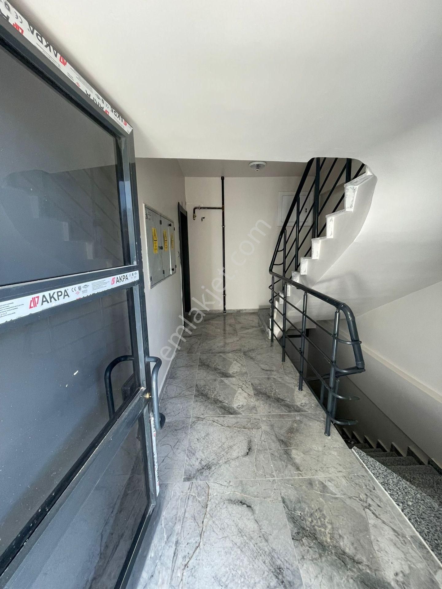 Aktel Gayrimenkulden Sellahattin Eyyubi Mallhasinde Satılık 3+1 Daire - Görsel 25