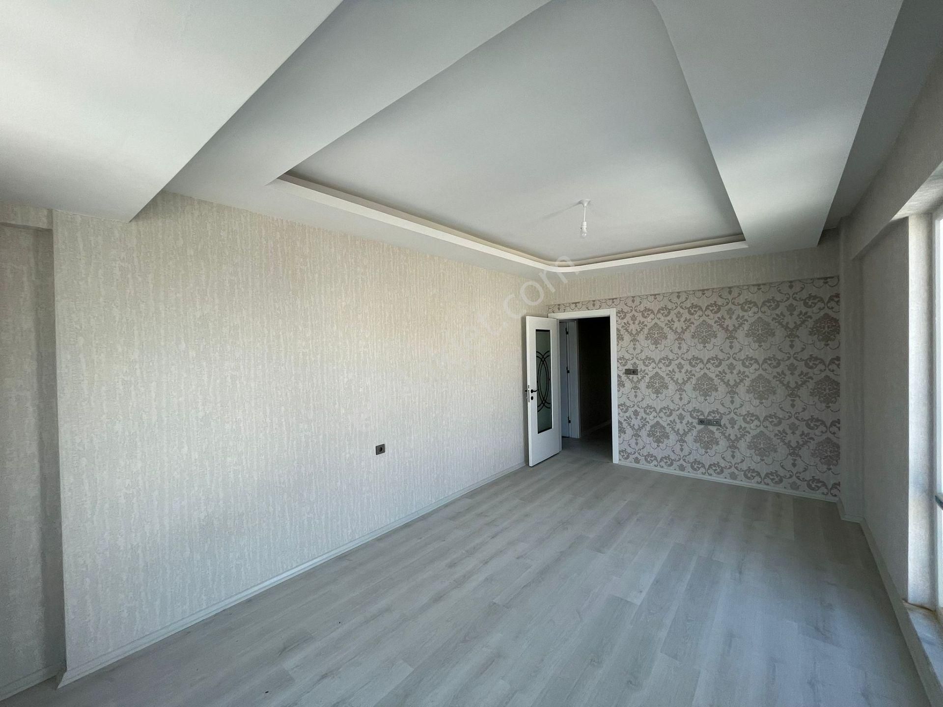 Aktel Gayrimenkulden Sellahattin Eyyubi Mallhasinde Satılık 3+1 Daire - Görsel 4