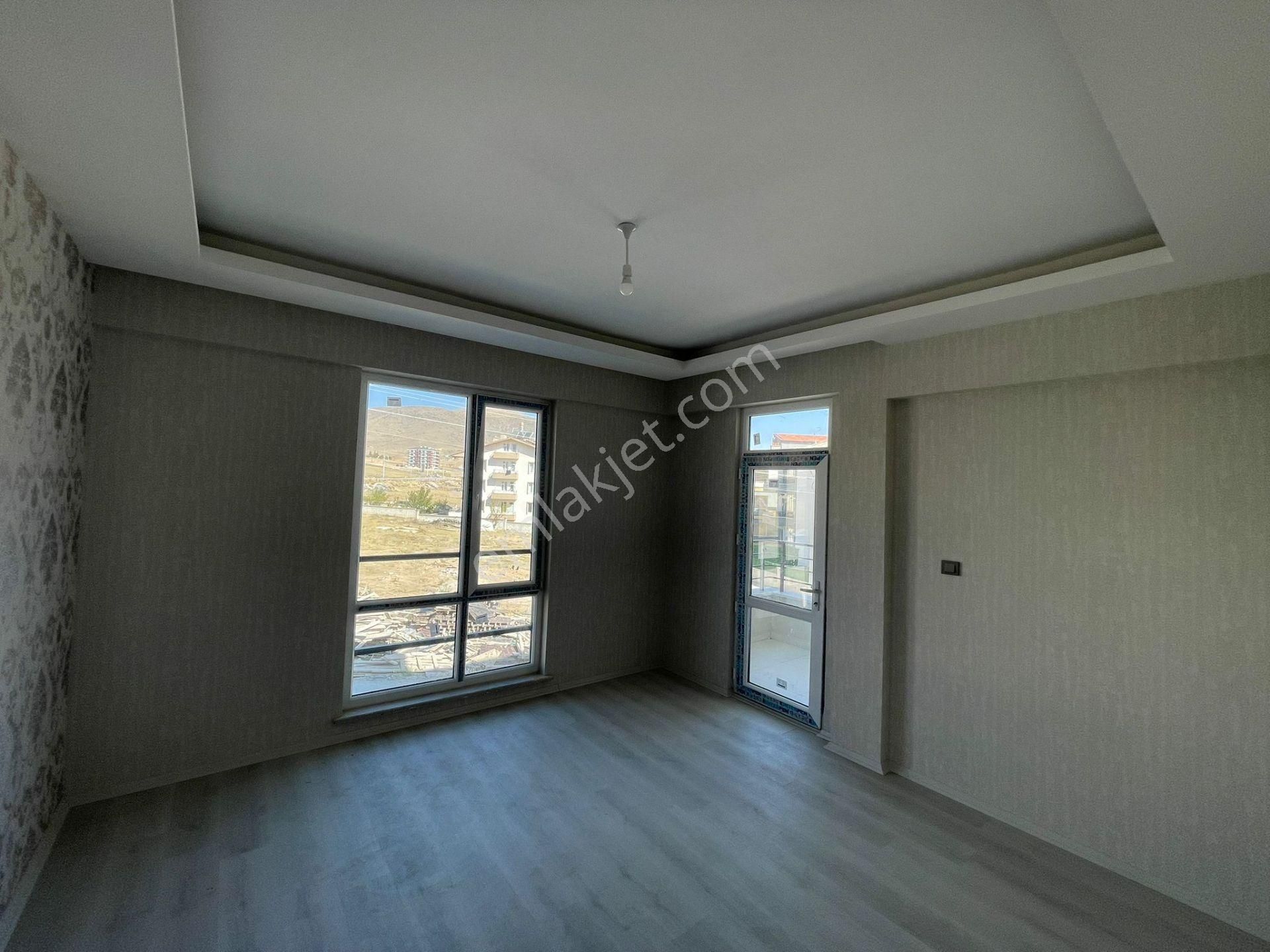 Aktel Gayrimenkulden Sellahattin Eyyubi Mallhasinde Satılık 3+1 Daire - Görsel 7