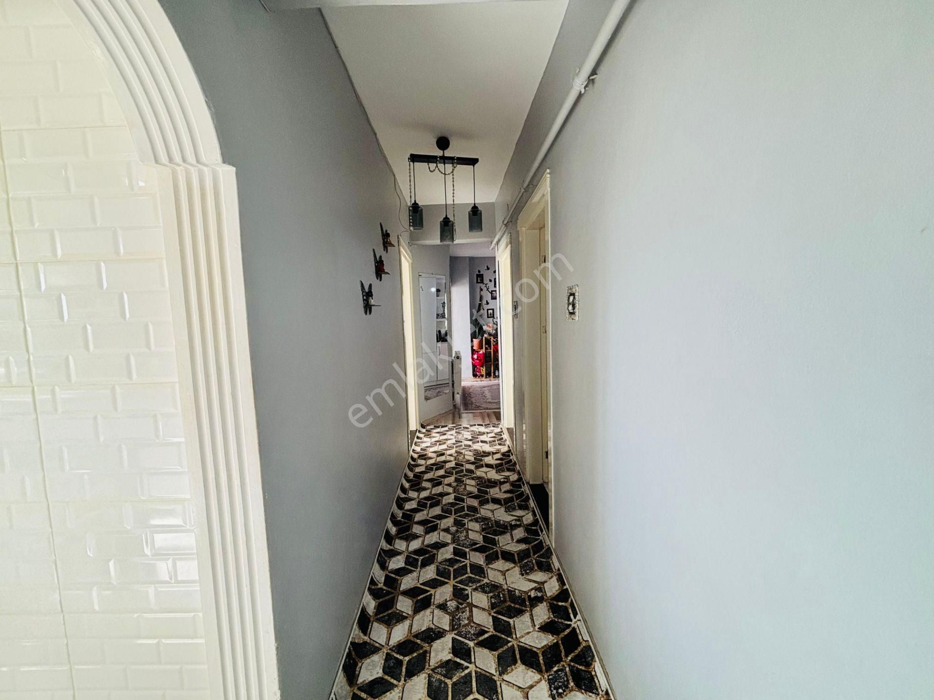 Güven'den Tepe Yolu Üstünde Cadde Yanı Ara Kat 2+1 Daire - Görsel 23