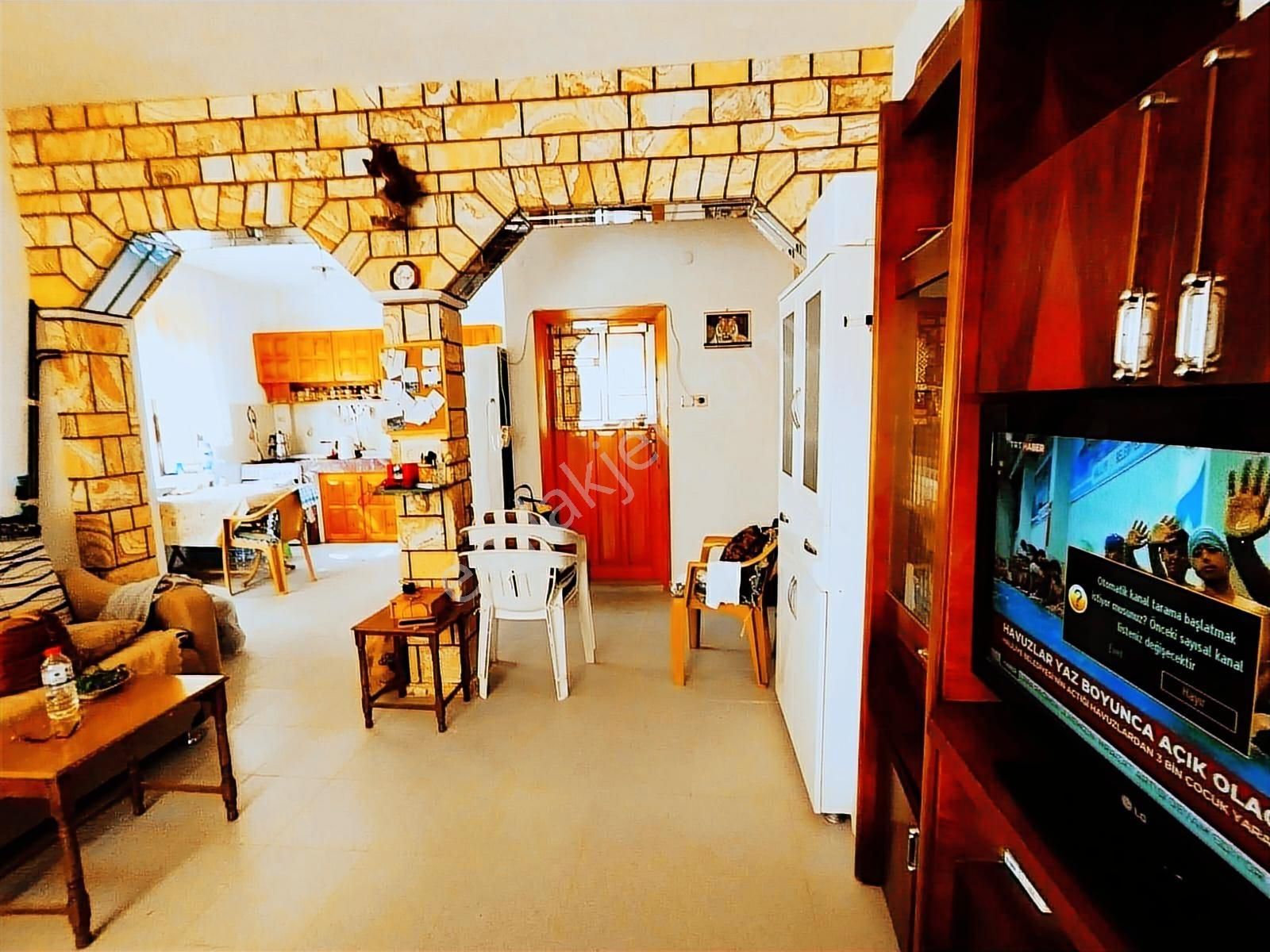 Lidya'dan Avşa Adasında Denize 100 Mt Mesafede Müstakil Villa - Görsel 18