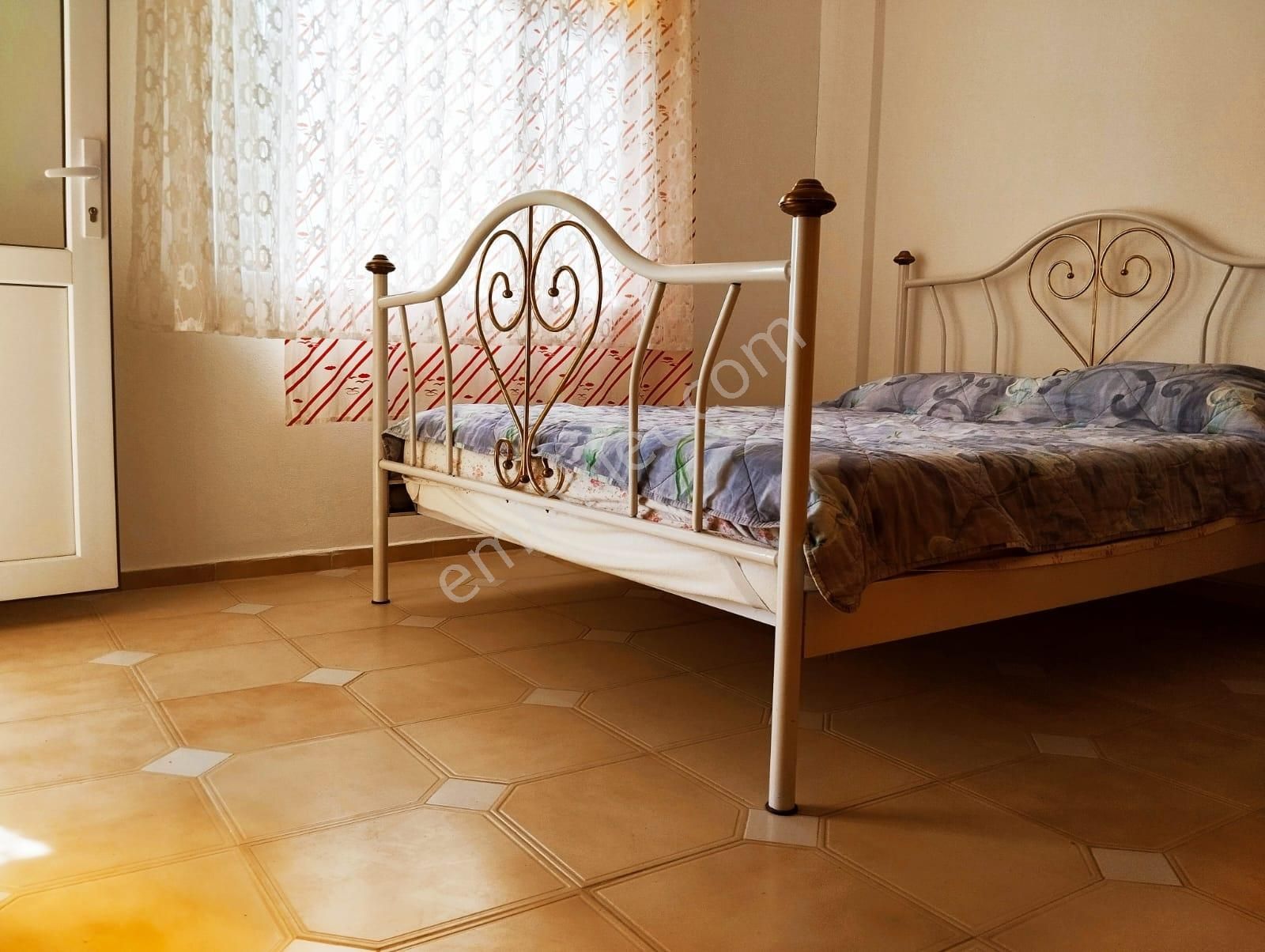 Lidya'dan Avşa Adasında Denize 100 Mt Mesafede Müstakil Villa - Görsel 12