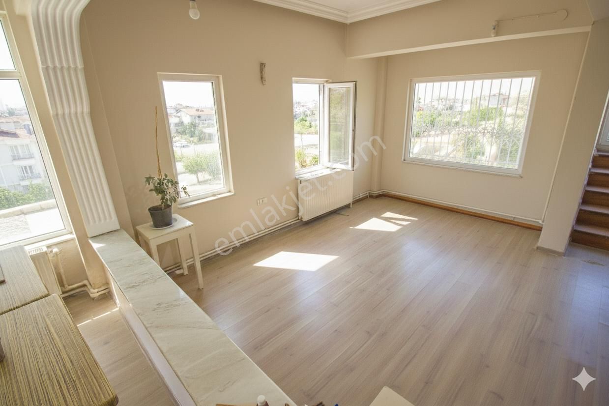 Smyrna Team' Den, Kuşadası Karaova' Da Deniz Manzaralı Havuzlu 4+1 Villa - Görsel 9