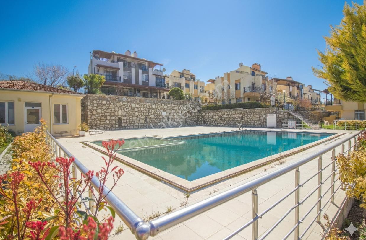 Smyrna Team' Den, Kuşadası Karaova' Da Deniz Manzaralı Havuzlu 4+1 Villa - Görsel 6