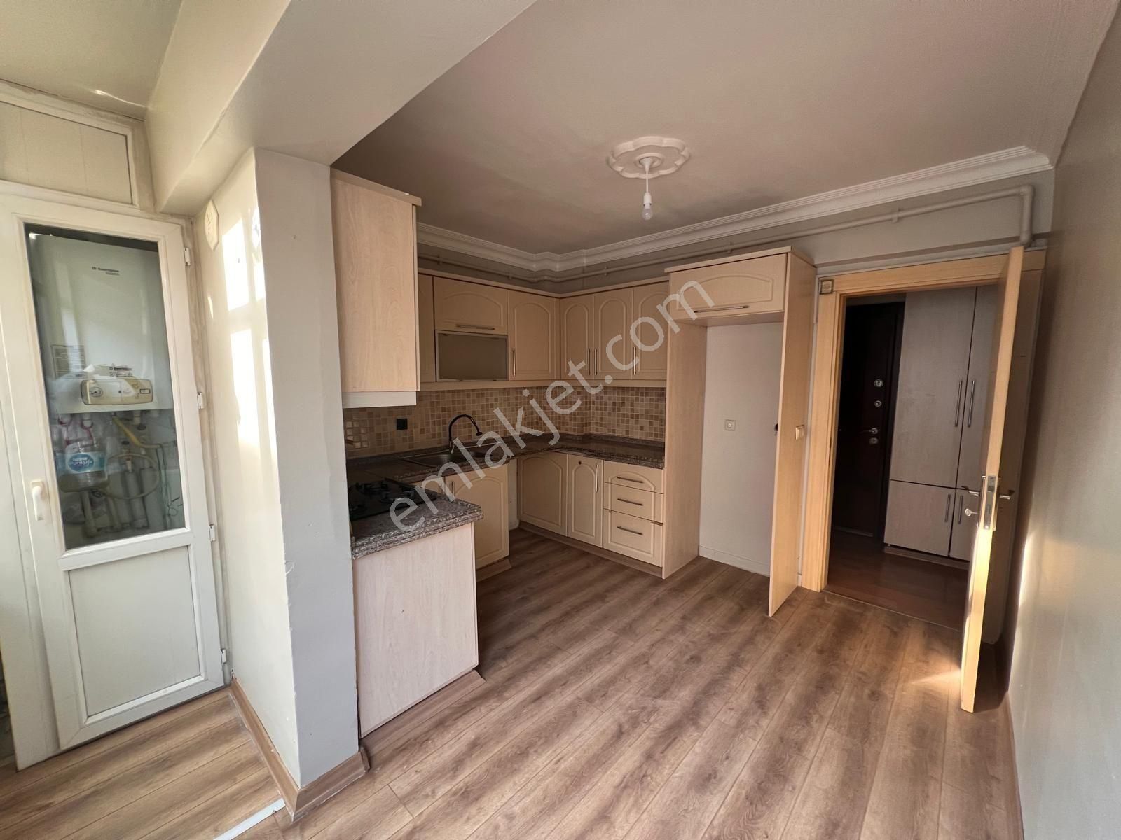 Muhittin Mah. Şok Market Üstü Masrafsız Geniş 3+1 Kiralık Daire - Görsel 6