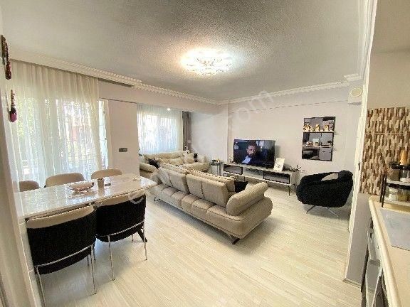 İzmir Seferihisar Ürkmez'in En Nadide Lokasyonun'da Plaja ﻿200m 2+1 Satılık Daire - Görsel 2