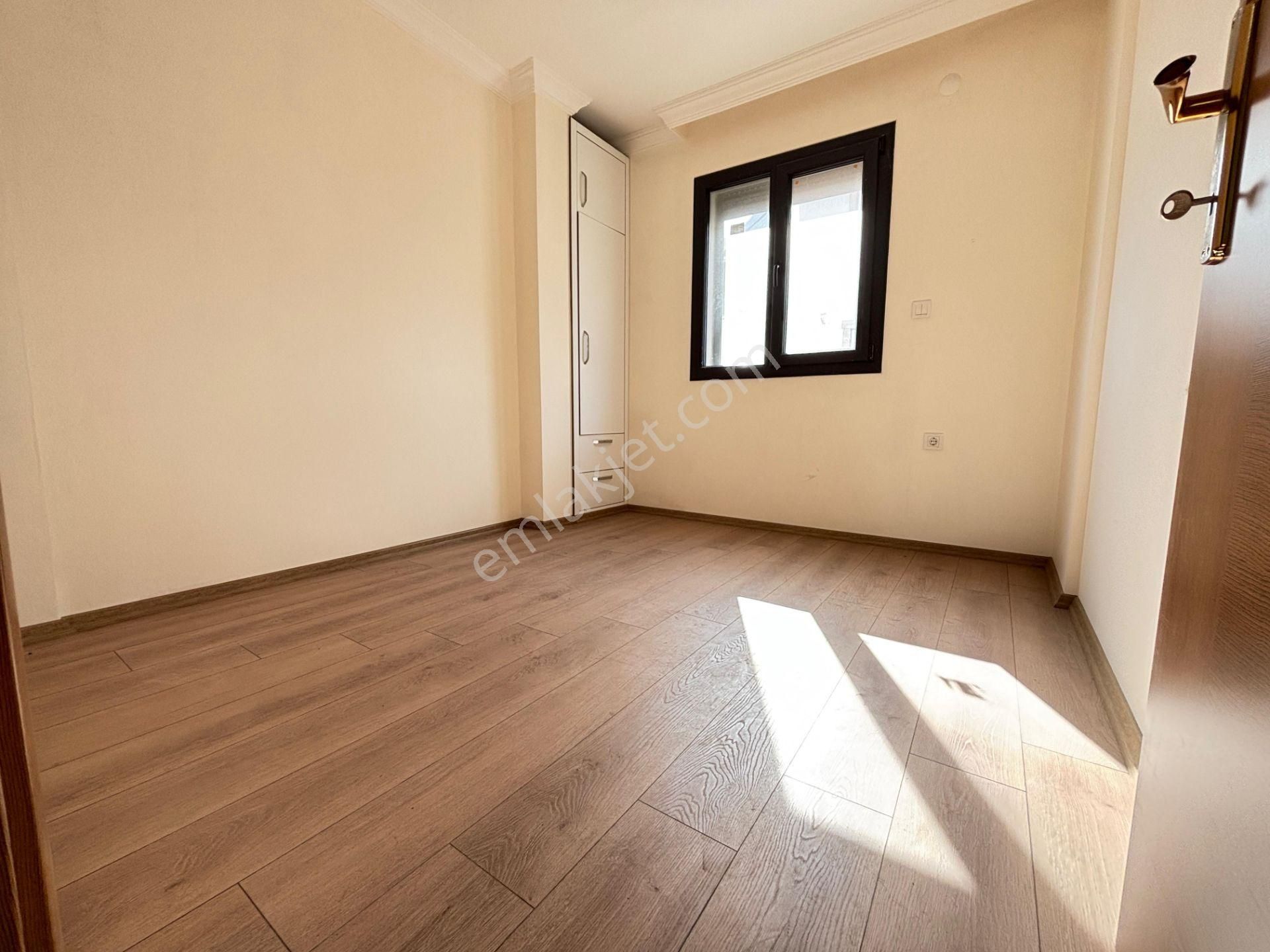 İzmir Seferihisar Doğanbey'de Plaja 500 M Otoparklı Bahçeli 3+1 Satılık Villa - Görsel 9