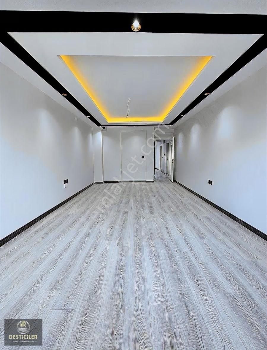 Eı-çamlıca Kapalı Pazar Yakını 2+1 Satılık Daire - Görsel 17