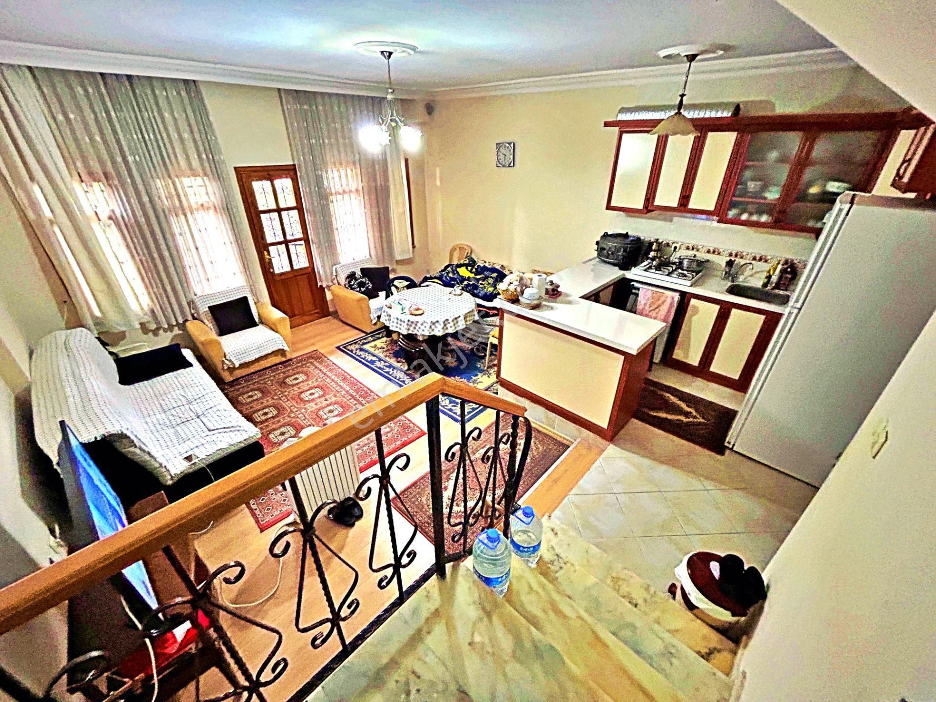 🌀gültaş Emlaktan Akçayda Satılık 3+1 Verandalı Çift Mutfaklı Geniş Bahçeli Müstakil Ev - Görsel 10
