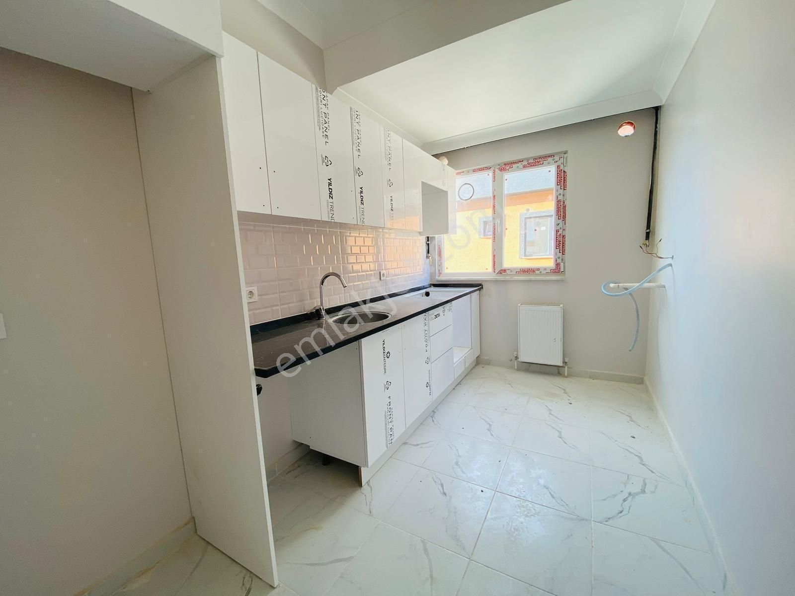 Sultanbeyli Devlet Hastanesi'nde Köşe İskanlı 3 + 1 135m2 Çatı Dubleks Daire - Görsel 4