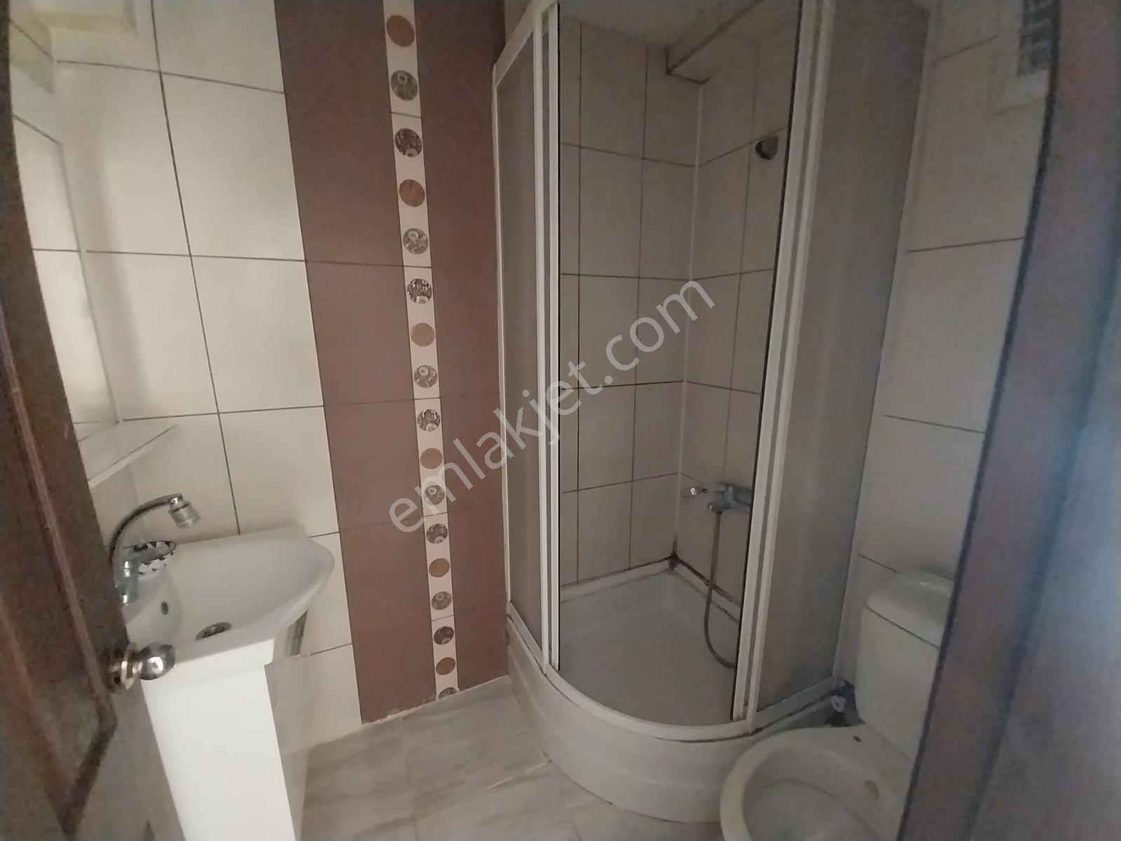 Yenibağlar Espark Üniversite Yakını Kombili Kiralık 1+1 Daire - Görsel 11