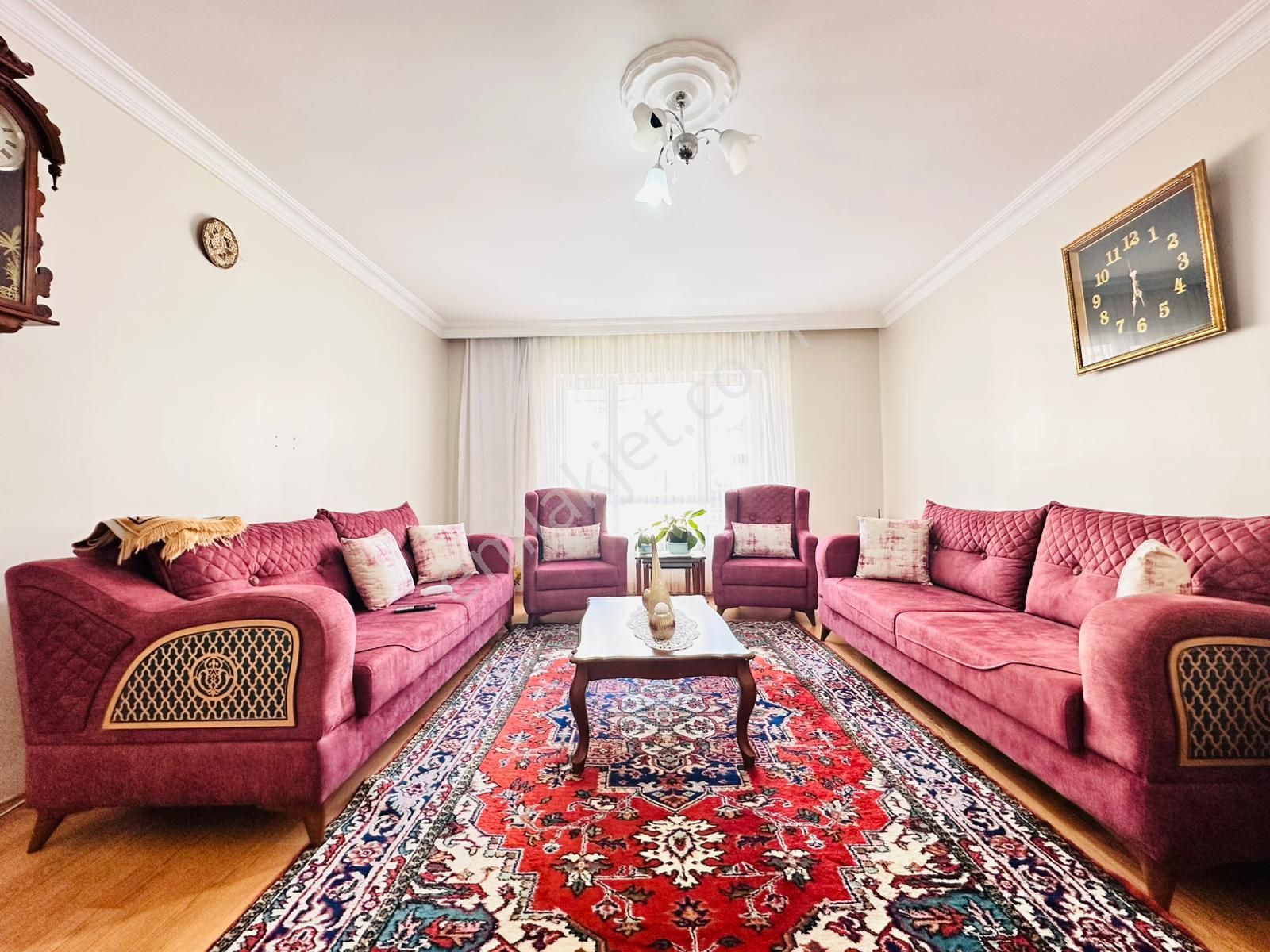 Nam-ak Emlak'tan Fatih Mah. Köşe Başı Orta Kat 3+1 Daire - Görsel 8