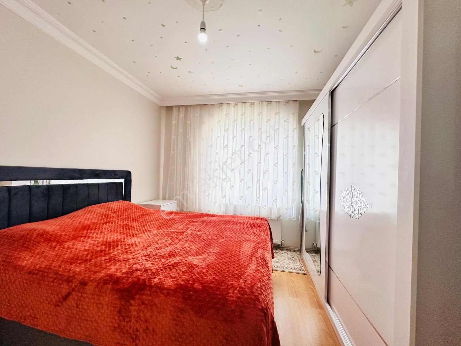 Nam-ak Emlak'tan Fatih Mah. Köşe Başı Orta Kat 3+1 Daire - Görsel 16