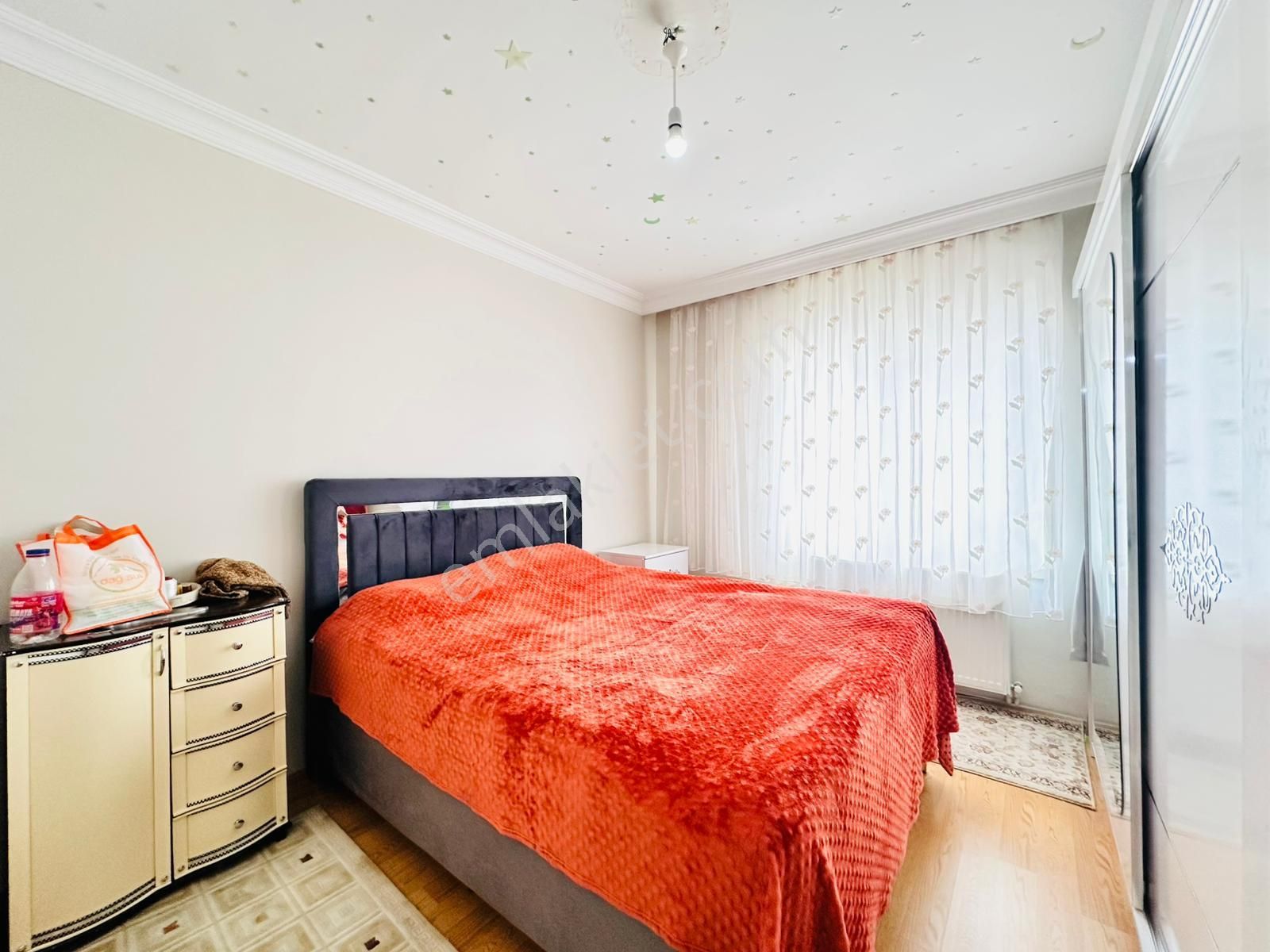 Nam-ak Emlak'tan Fatih Mah. Köşe Başı Orta Kat 3+1 Daire - Görsel 15