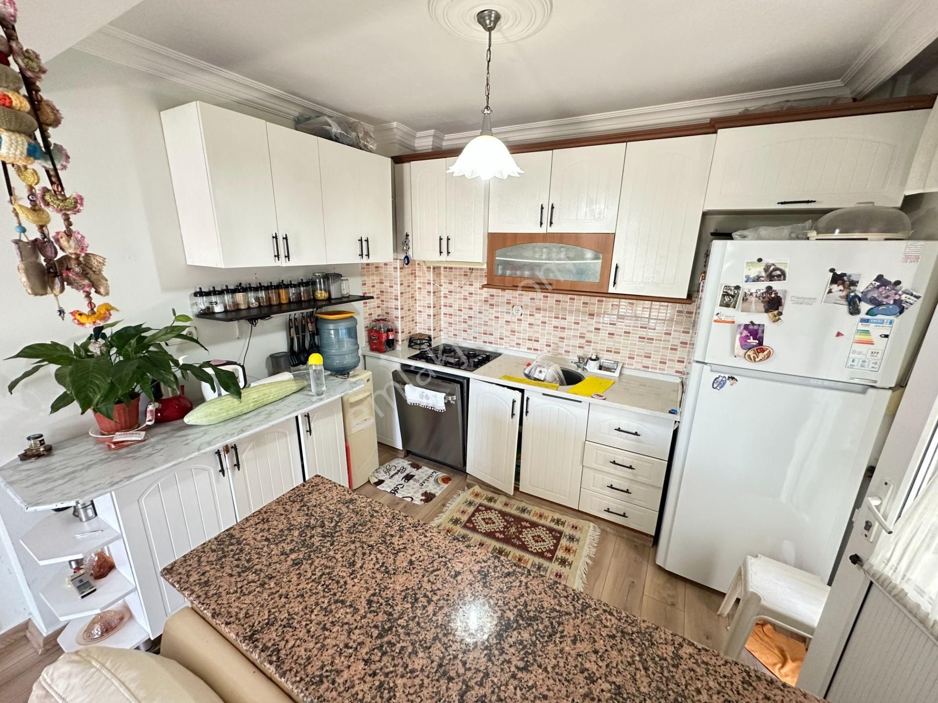 İzmir Seferihisar Ürkmez'de Ara Kat Masrafsız Satılık 2+1 Daire - Görsel 2