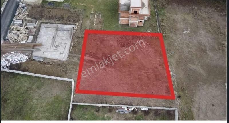 600m2 İmarlı Merkezi Konumlu Arsa