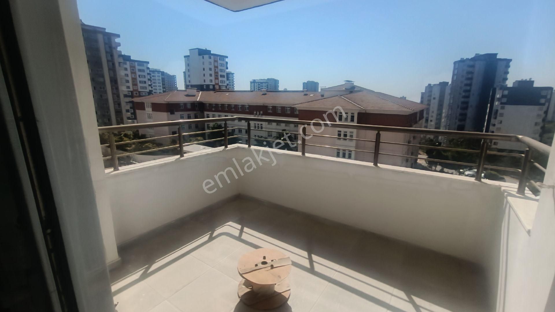 Osmangazi Mahallesinde Site İçerisinde 3+1 Kapalı Mutfak Kombili Kiralık Daire - Görsel 29