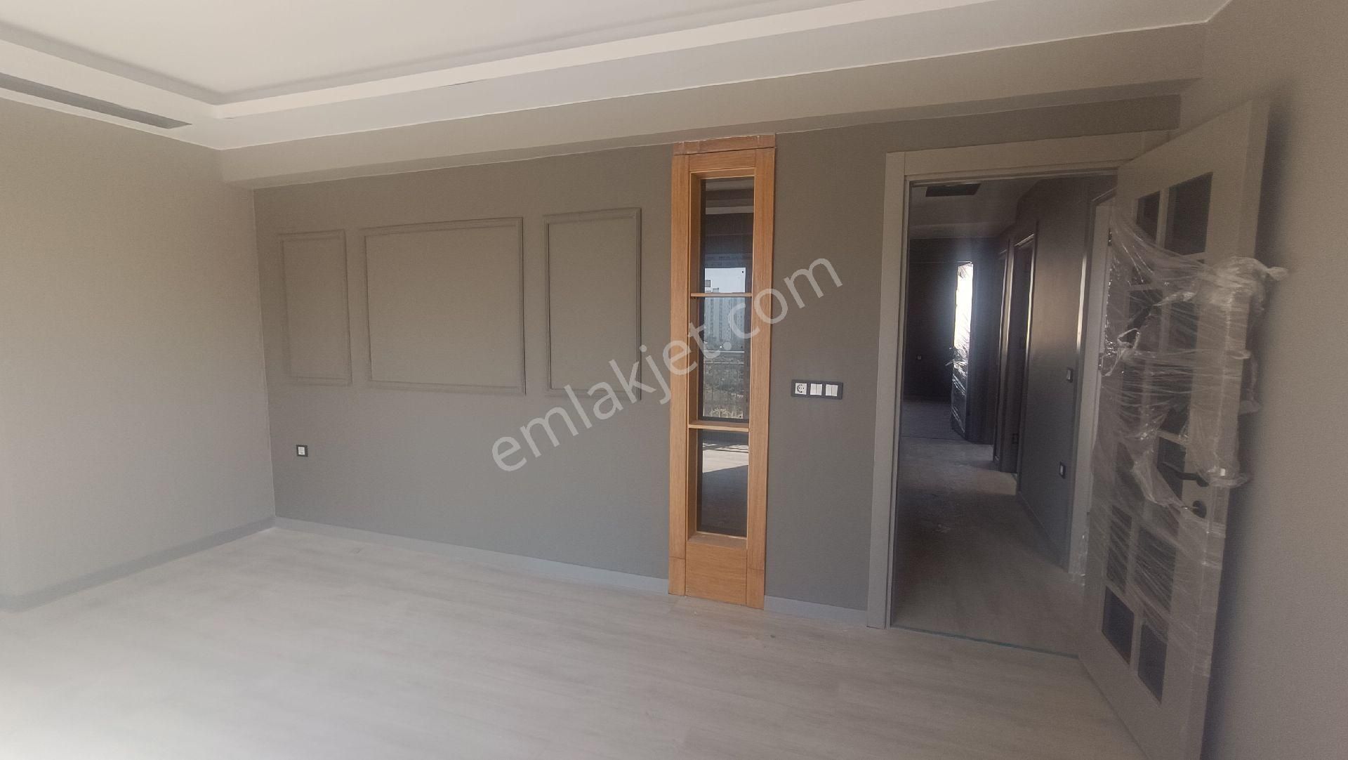 Osmangazi Mahallesinde Site İçerisinde 3+1 Kapalı Mutfak Kombili Kiralık Daire - Görsel 8