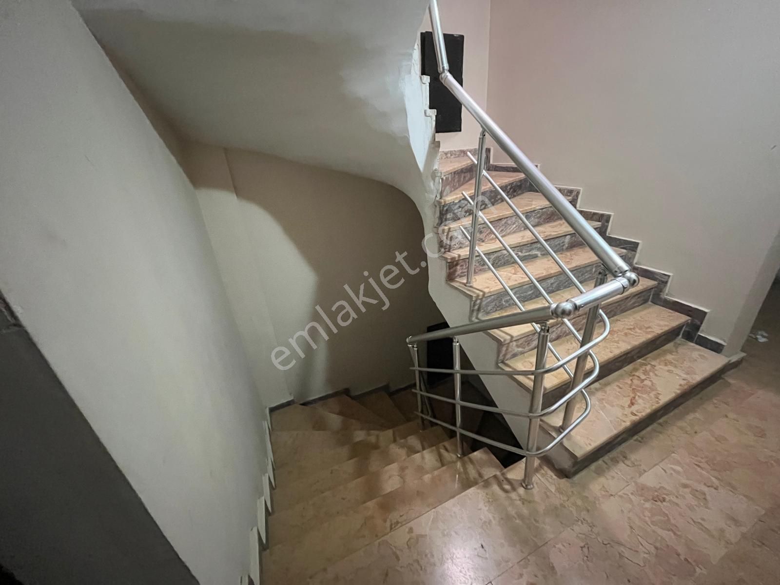 Millet Cd Üzeri Fırsat Konumda Kiralık 2+0 Daire Sk-10 - Görsel 12