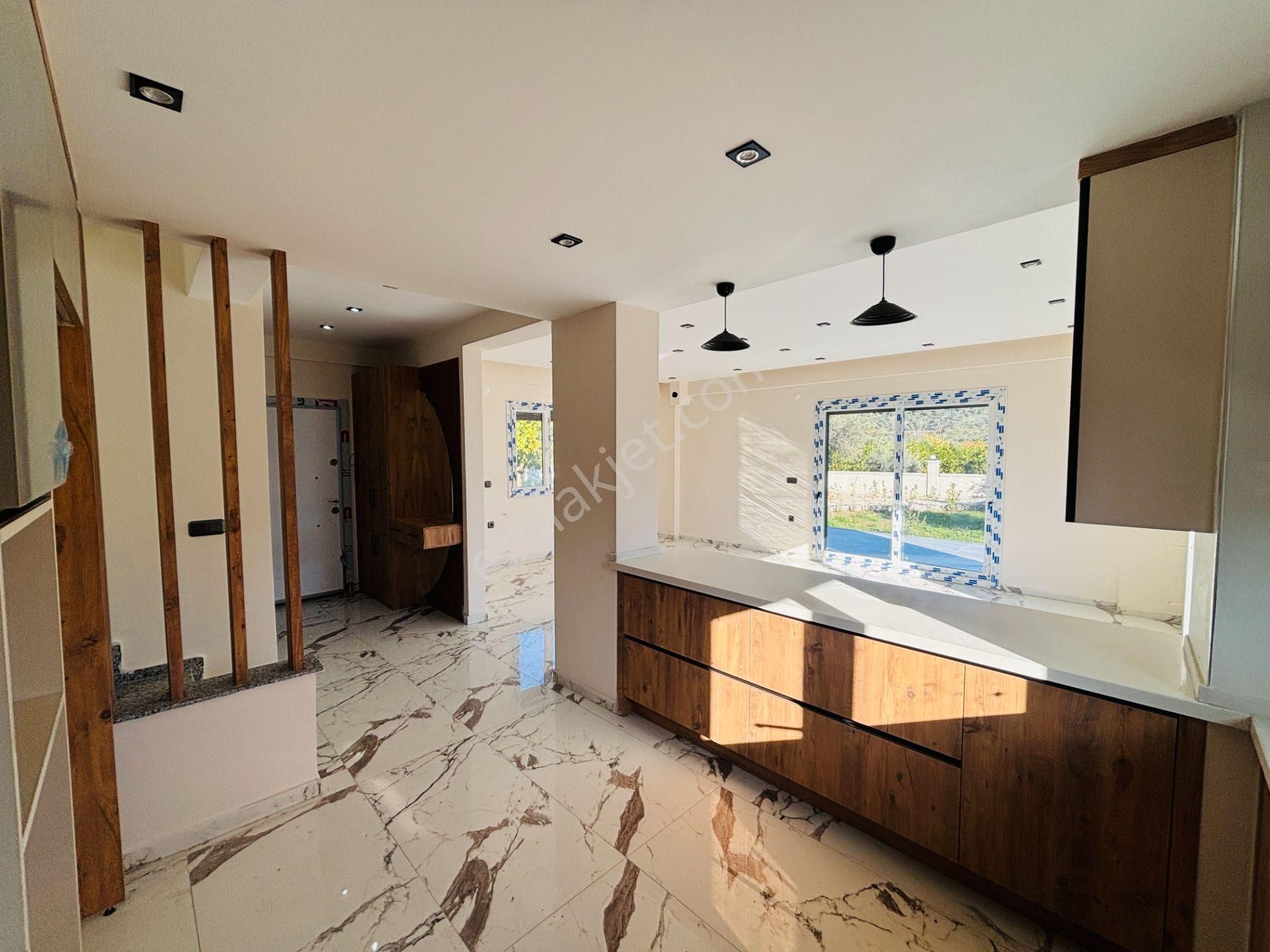 İzmir Seferihisar Kavakdere Mahallesi’nde Site İçerisinde 3+1 Dubleks Villa - Görsel 21