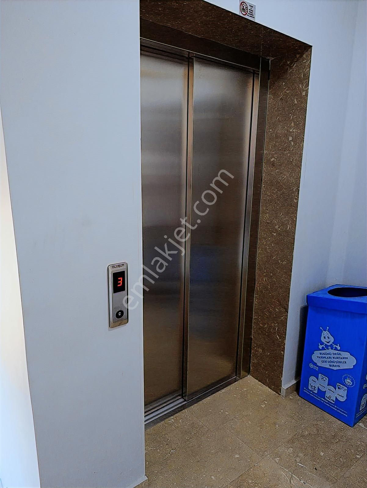 Kariyergayrimenul'den Ultralüks Siteiçi Arakat Daire Satılık - Görsel 26