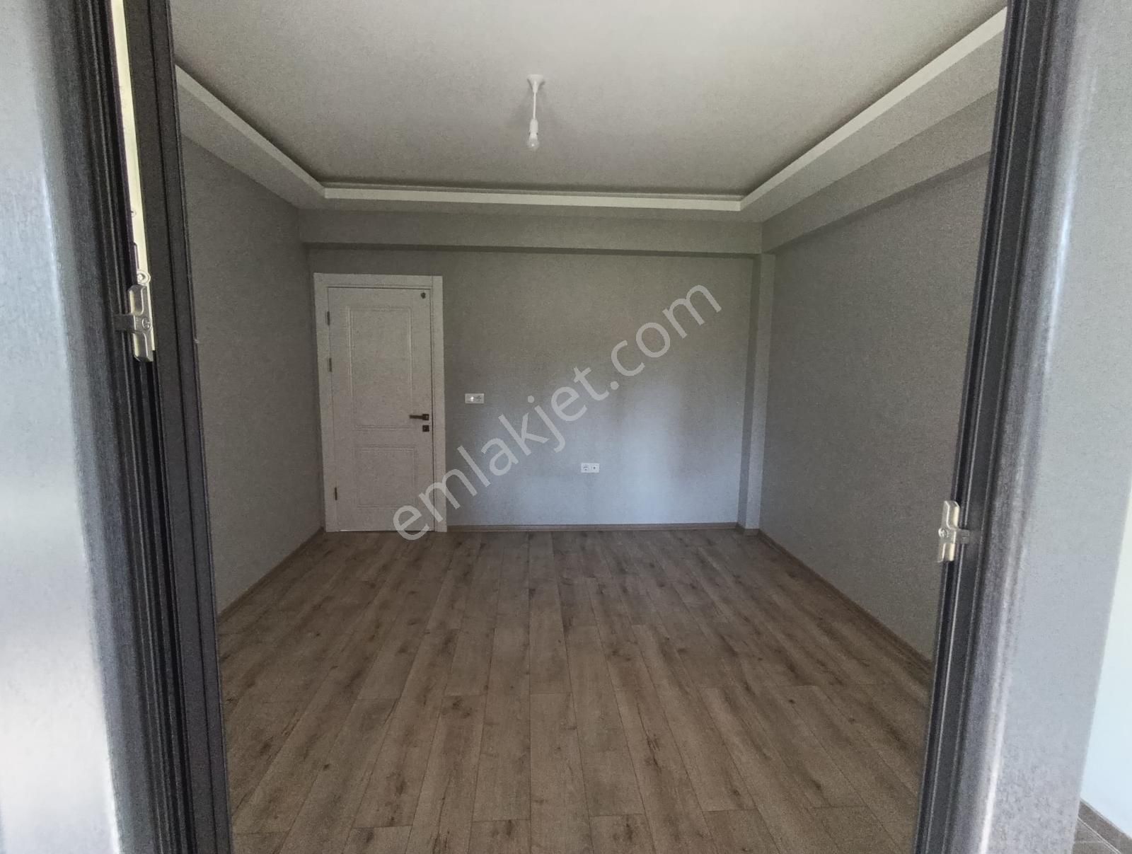 Kariyergayrimenul'den Ultralüks Siteiçi Arakat Daire Satılık - Görsel 16