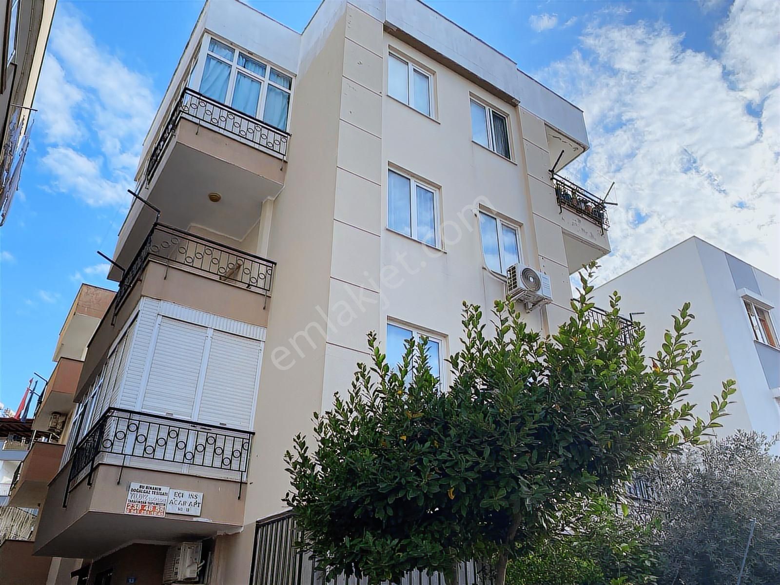 Merkezi Konumda 2+1 İçi Yenilenmiş Satılık Daire - Görsel 12