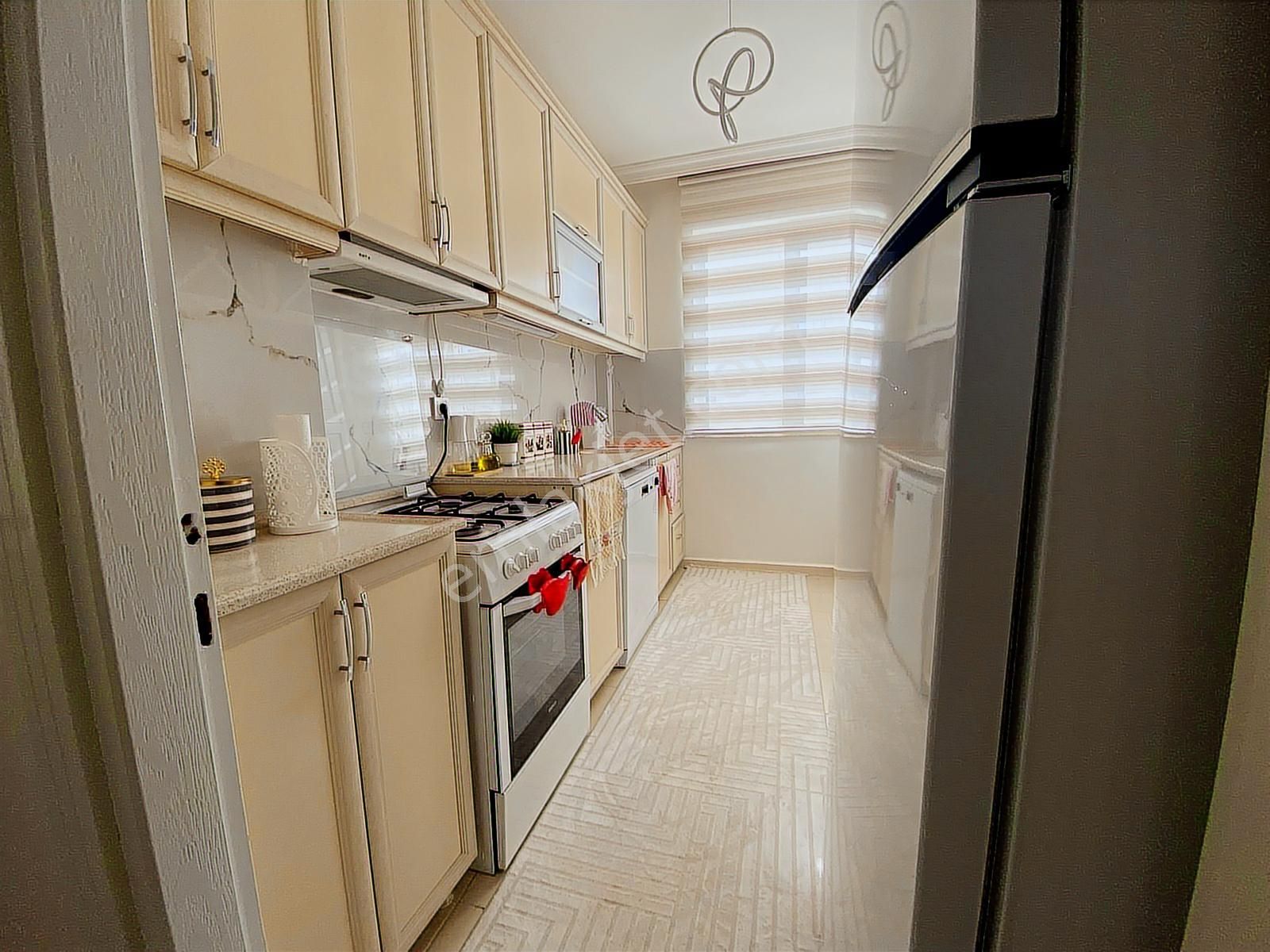 Merkezi Konumda 2+1 İçi Yenilenmiş Satılık Daire - Görsel 5