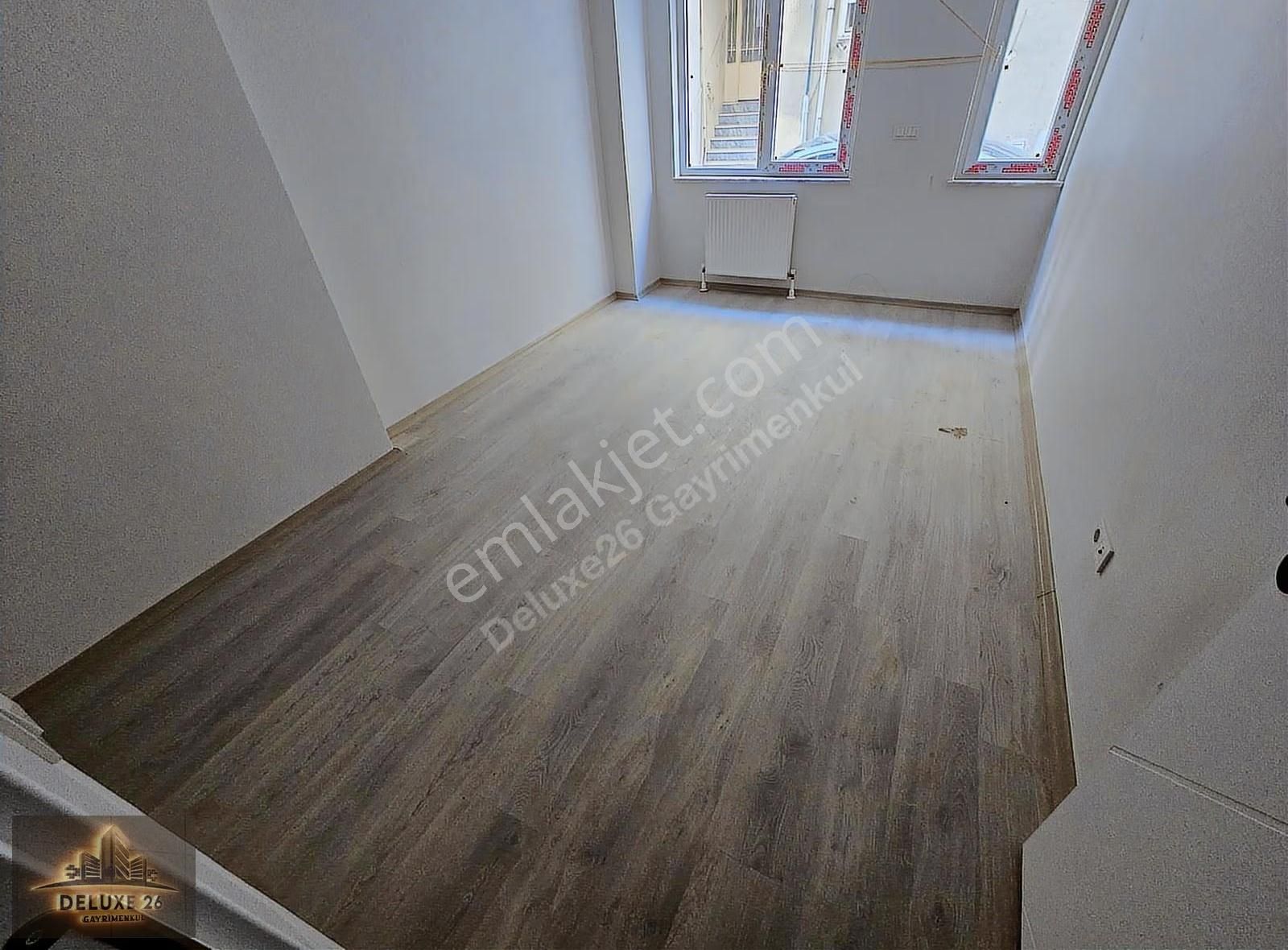 Deluxe 26 'dan Sıfır Binada İskeleye 5 Dk 2+1 75 M2 Fırsat Daire - Görsel 34