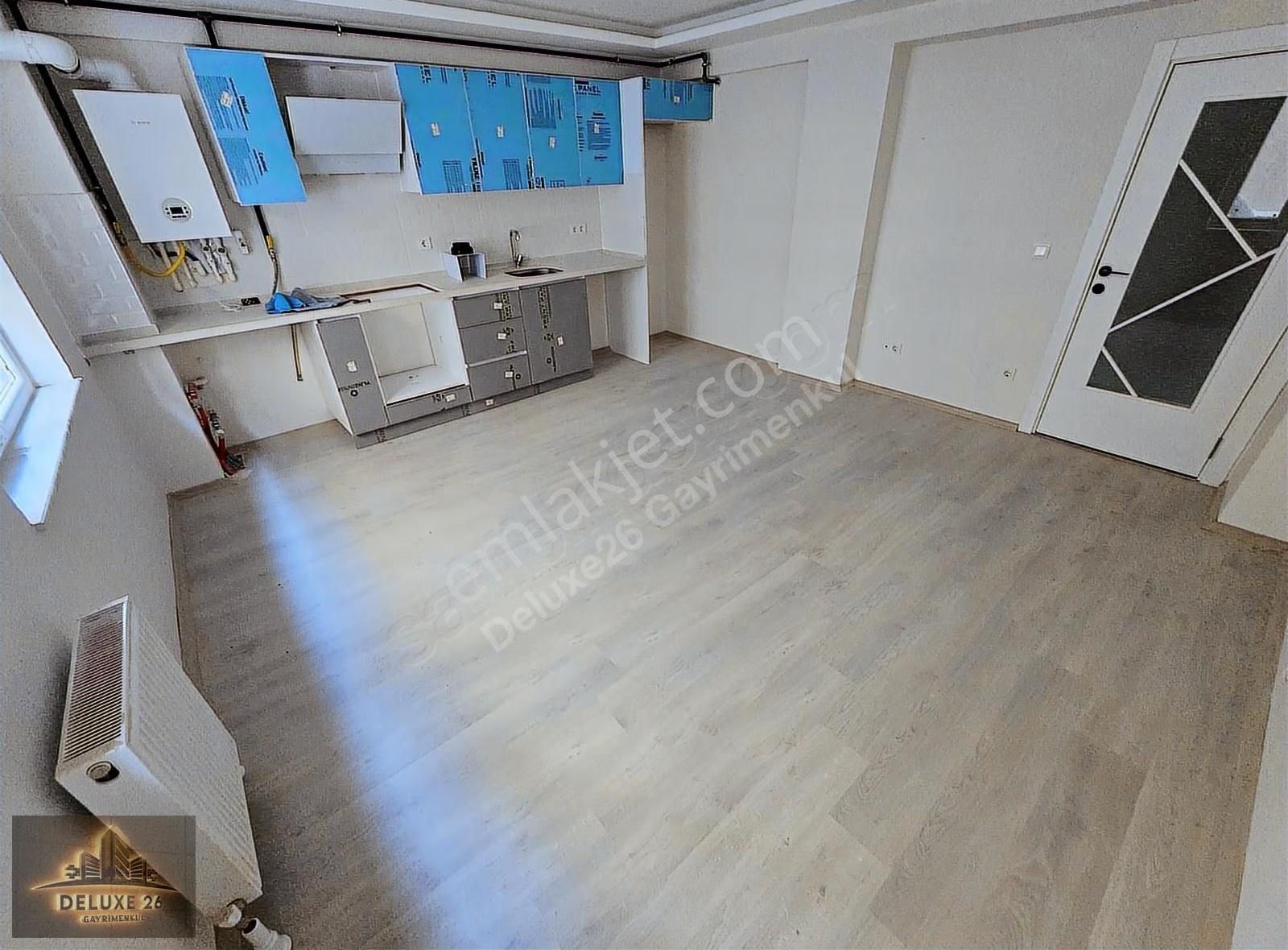 Deluxe 26 'dan Sıfır Binada İskeleye 5 Dk 2+1 75 M2 Fırsat Daire - Görsel 8