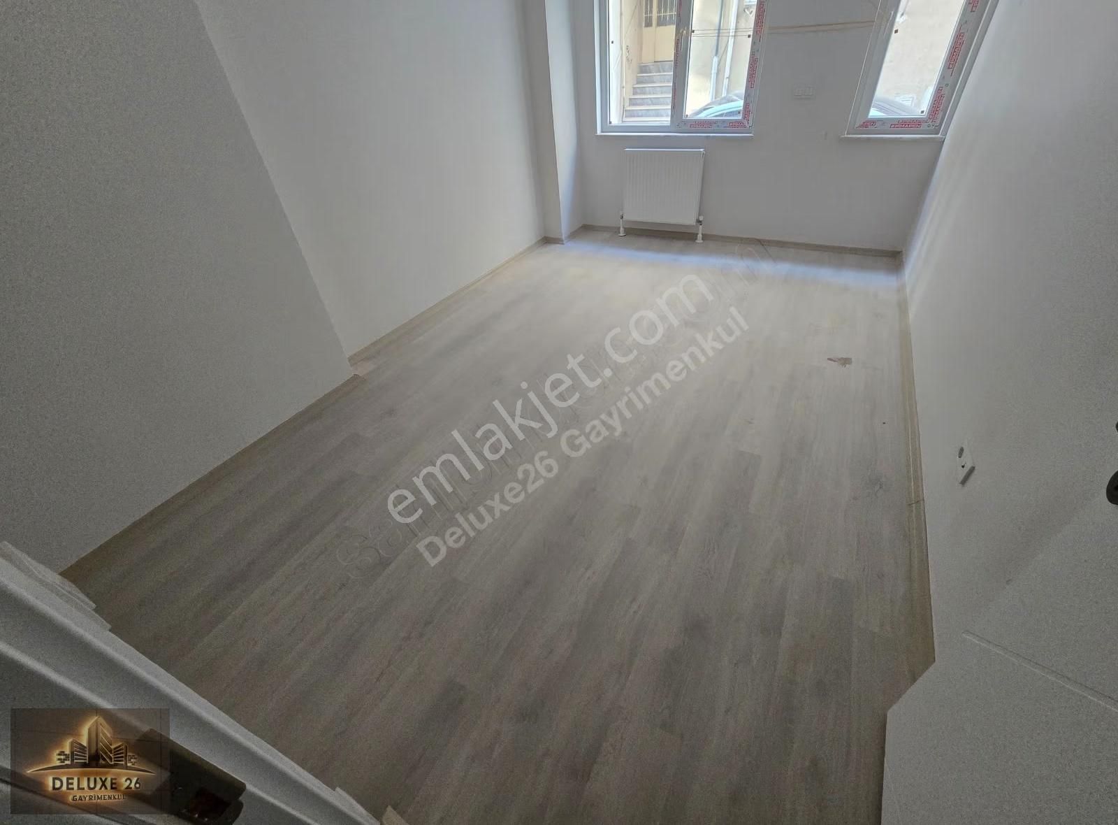 Deluxe 26 'dan Sıfır Binada İskeleye 5 Dk 2+1 75 M2 Fırsat Daire - Görsel 19