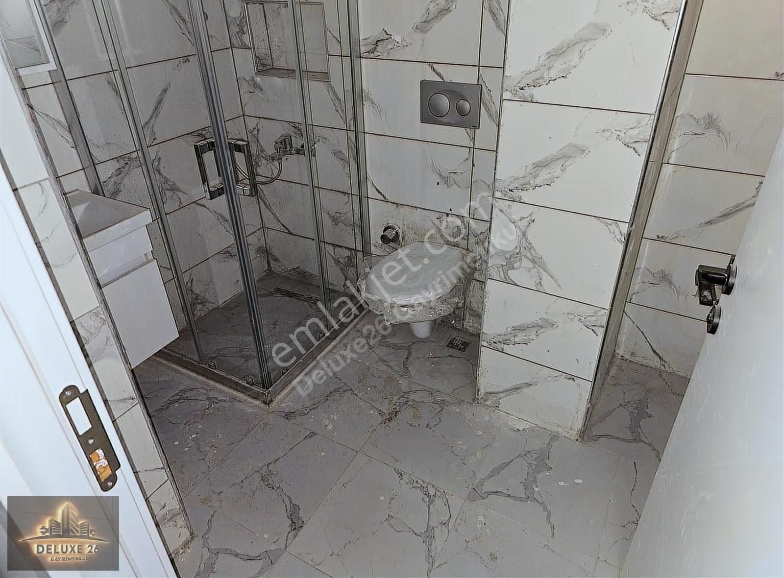 Deluxe 26 'dan Sıfır Binada İskeleye 5 Dk 2+1 75 M2 Fırsat Daire - Görsel 33