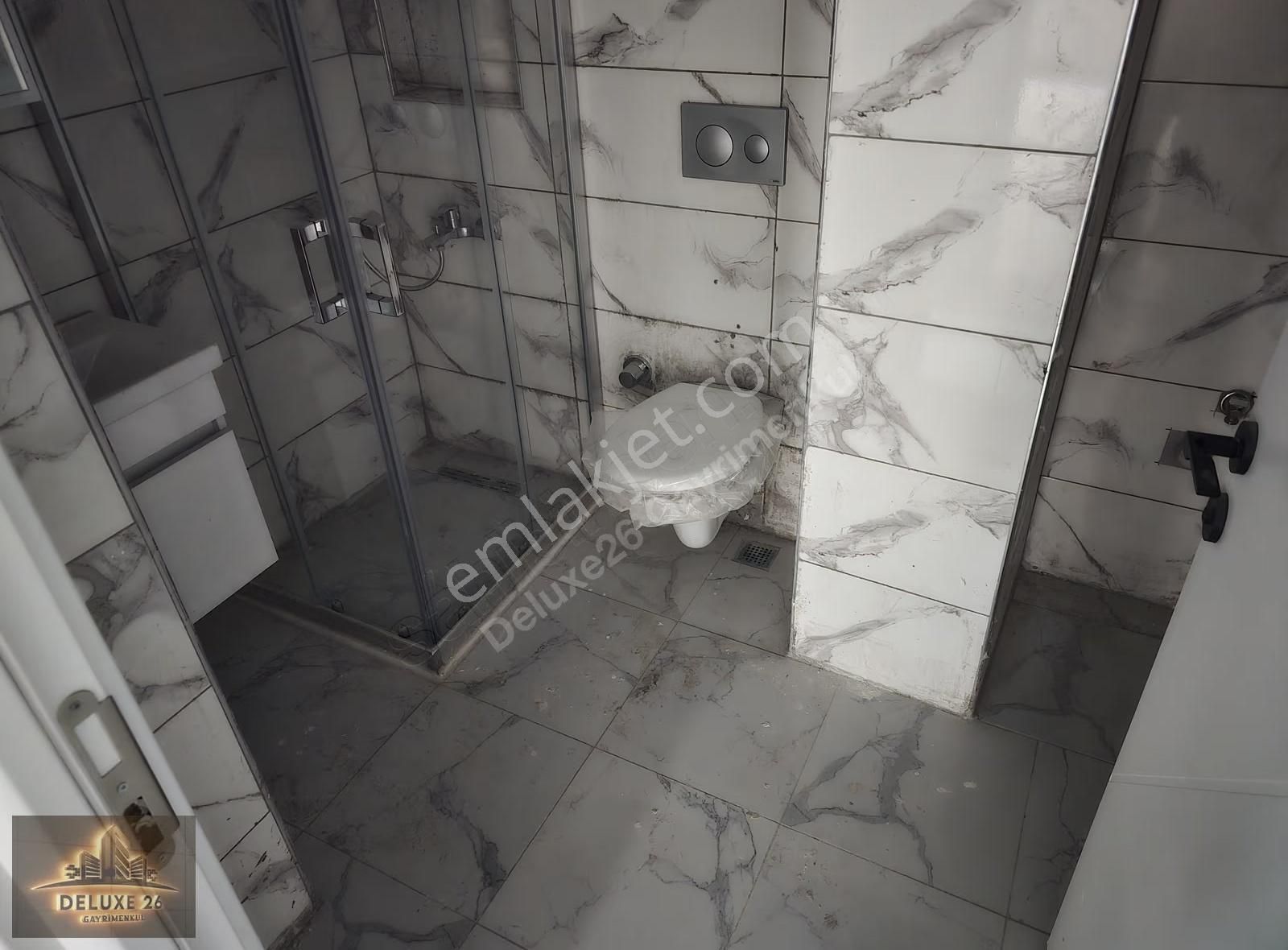 Deluxe 26 'dan Sıfır Binada İskeleye 5 Dk 2+1 75 M2 Fırsat Daire - Görsel 20