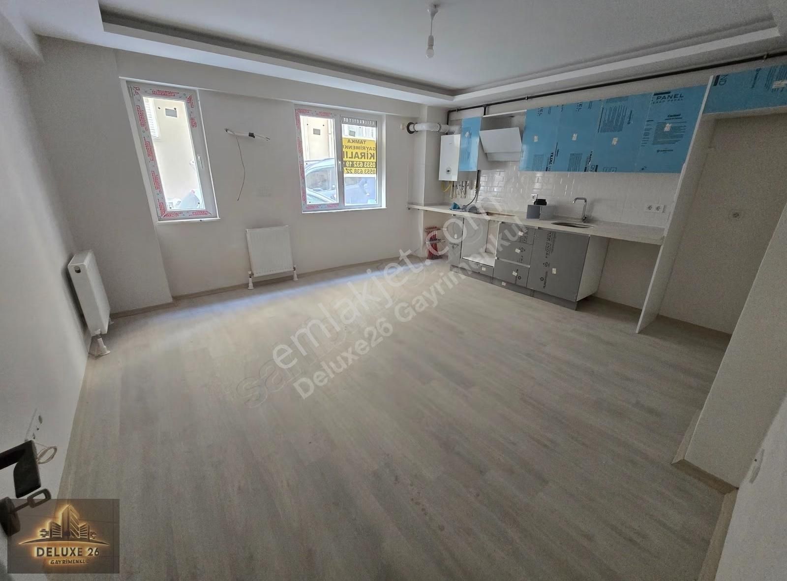 Deluxe 26 'dan Sıfır Binada İskeleye 5 Dk 2+1 75 M2 Fırsat Daire - Görsel 3