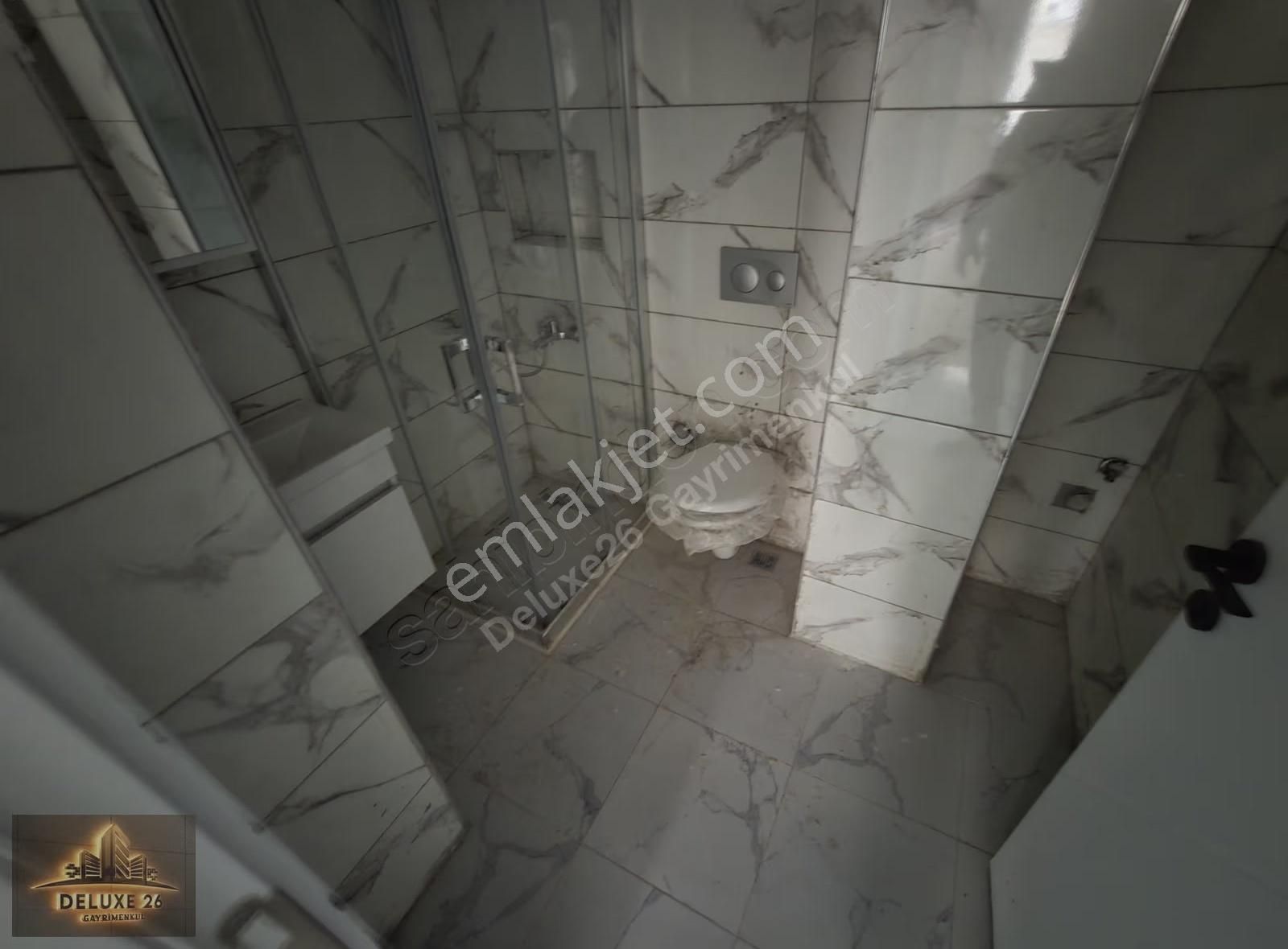 Deluxe 26 'dan Sıfır Binada İskeleye 5 Dk 2+1 75 M2 Fırsat Daire - Görsel 7