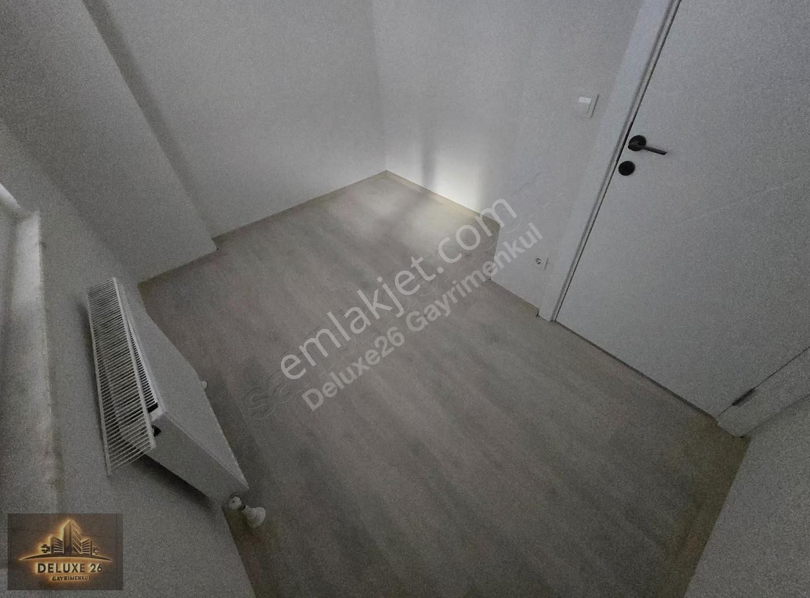 Deluxe 26 'dan Sıfır Binada İskeleye 5 Dk 2+1 75 M2 Fırsat Daire - Görsel 24