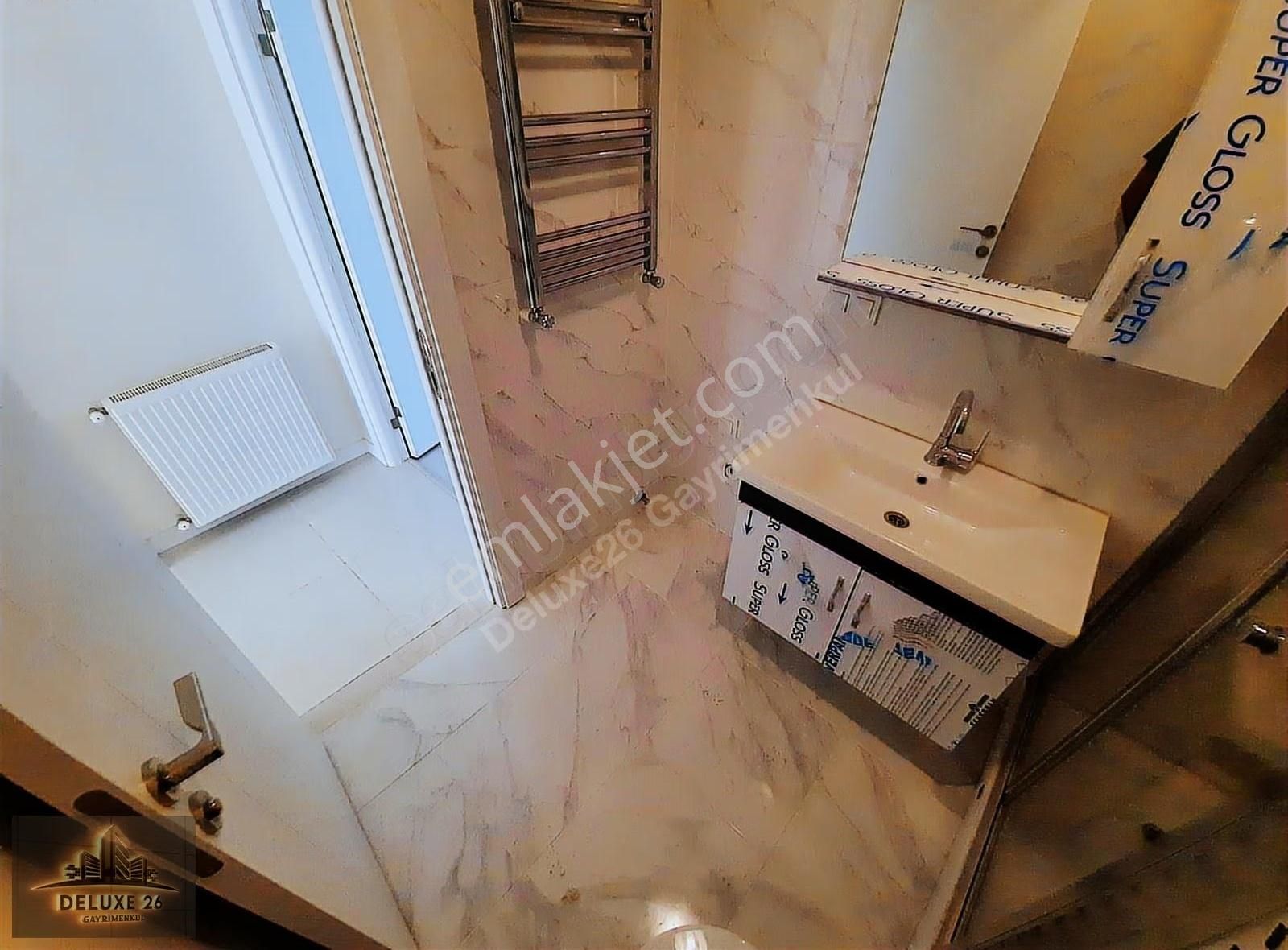 Nezih Muhit İcadiyede Yeni Binada 1+1 60 M2 Fırsatt Daire - Görsel 3