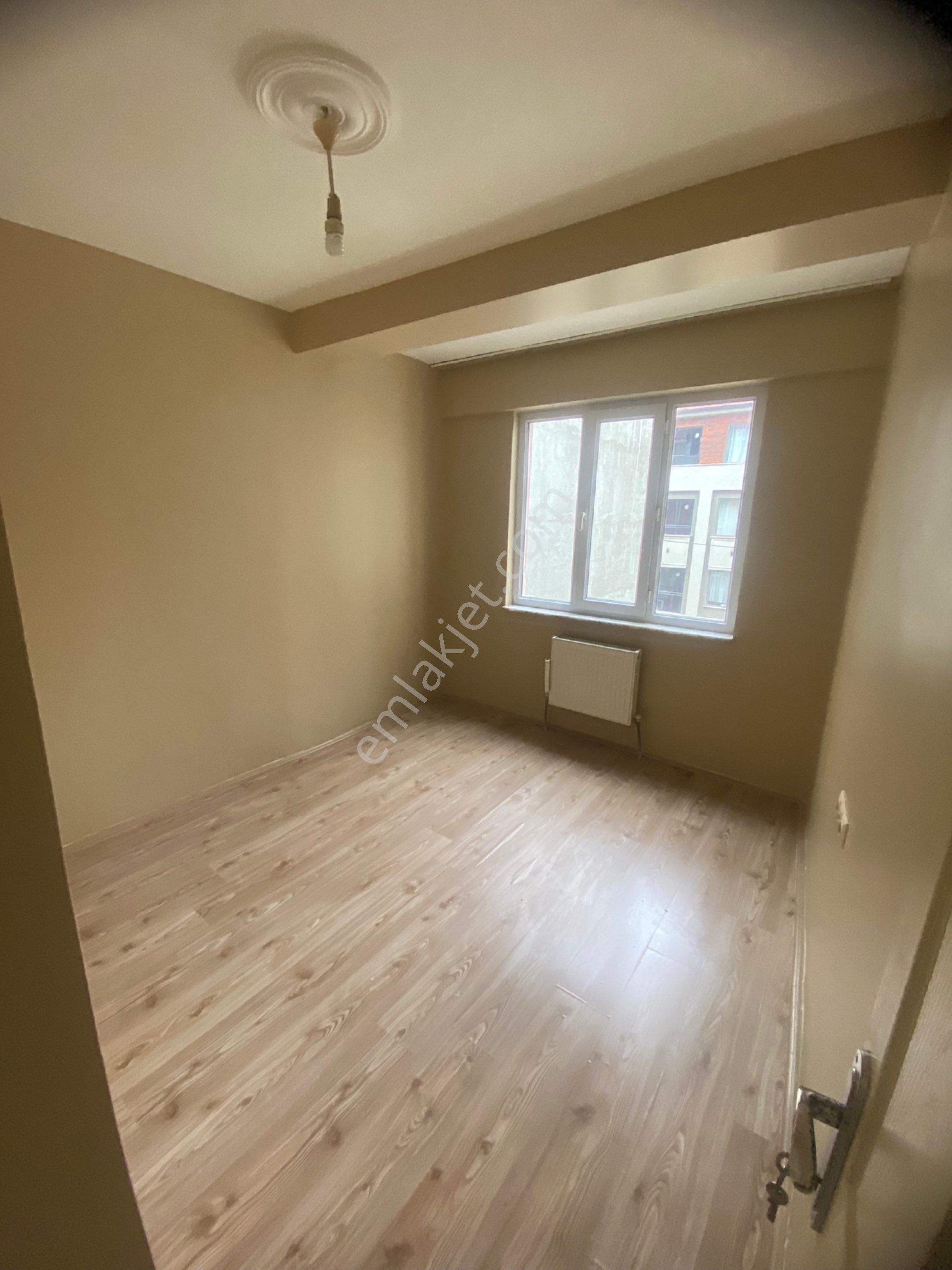 Sahibinden Kiralik Ayrı Mutfaklı Arakat Çift Cephe 2+0 Daire - Görsel 3